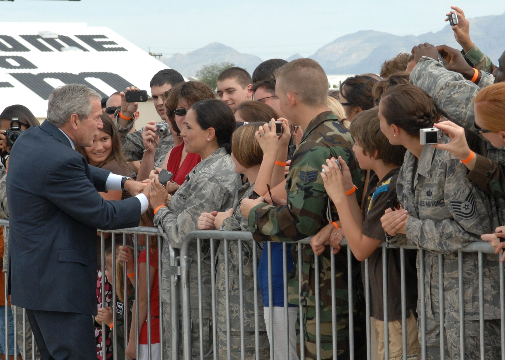 President Bush visits D-M, Tucson (U.S. Air Force photo by Senior Airman Alesia Goosic)