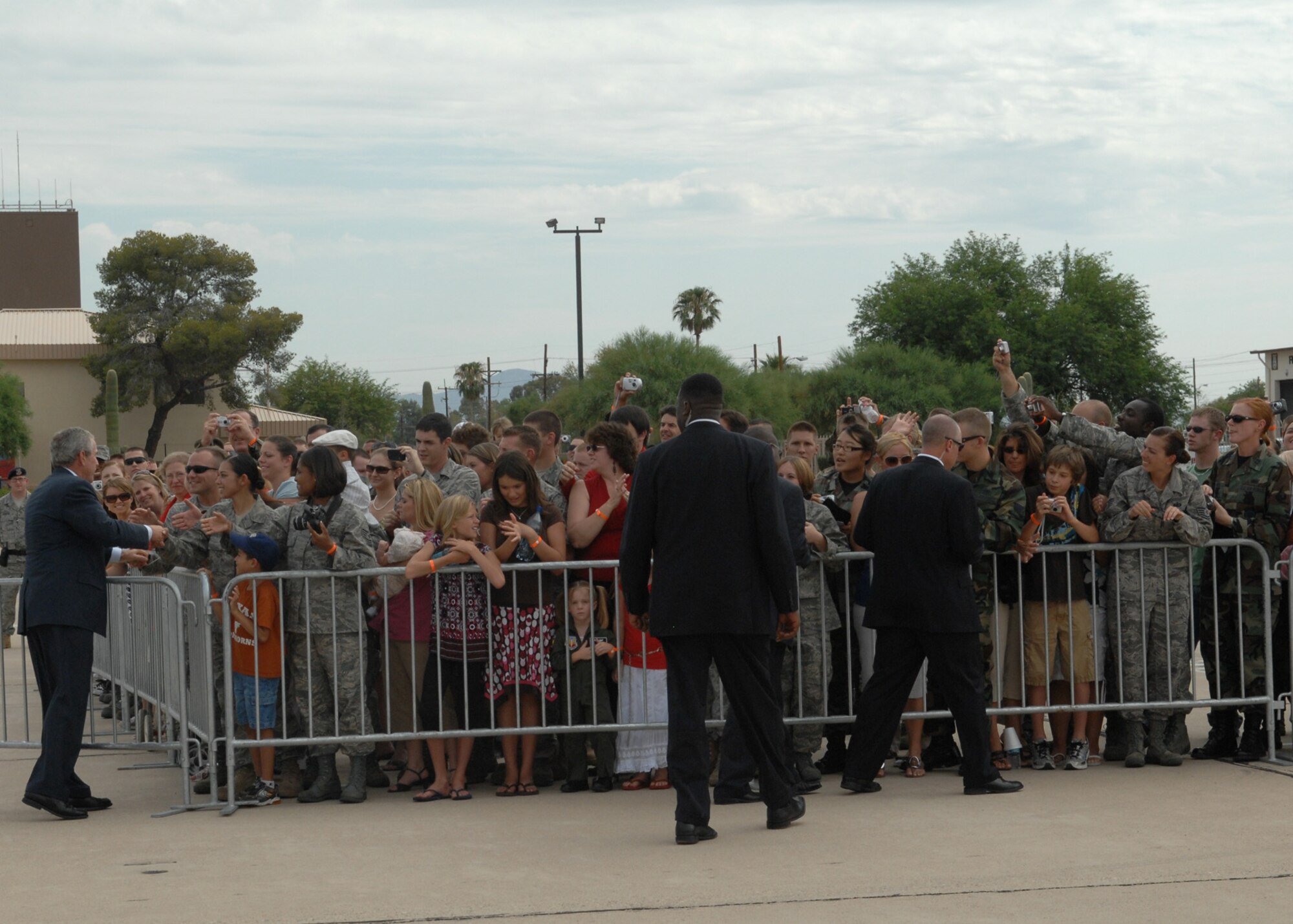 President Bush visits D-M, Tucson (U.S. Air Force photo by Senior Airman Alesia Goosic)