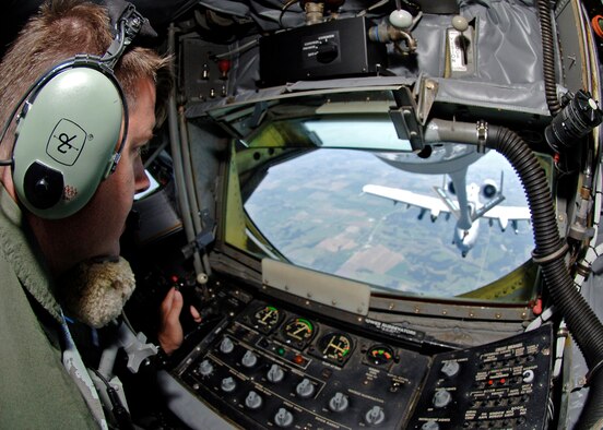 SCOTT AIR FORCE BASE, Ill. -- Staff Sgt. Nathan Moore, a boom operator from the 126th Air Refueling Wing, Illinois Air National Guard, Scott AFB, IL., refuels an A-10 Thunderbolt II from the 442nd Fighter Wing Air Force Reserve Command unit based at Whiteman AFB, Mo.
(US Air Force photo/Tech. Sergeant Tony Tolley)
