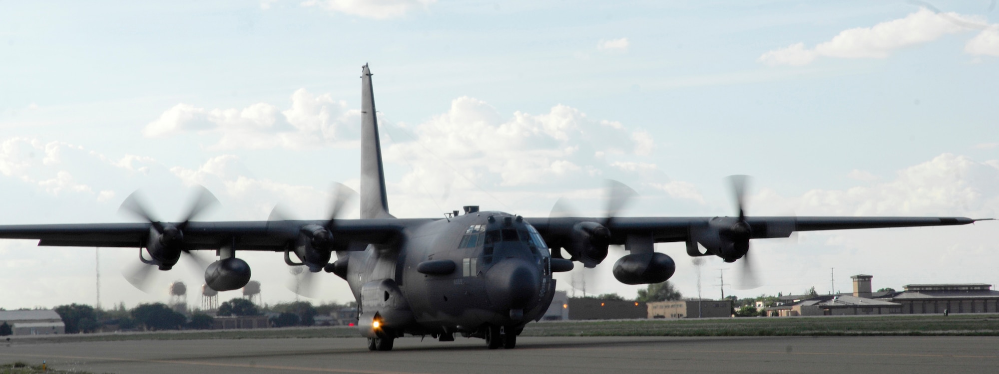 CANNON AIR FORCE BASE, N.M. -- An  AC-130H Spectre Gunship prepares to take off from here July 25. Airmen from Hurlburt Field, Fla., were here to train and refine local flying procedures.  (U.S. Air Force photo/Senior Airman Liliana Moreno)
