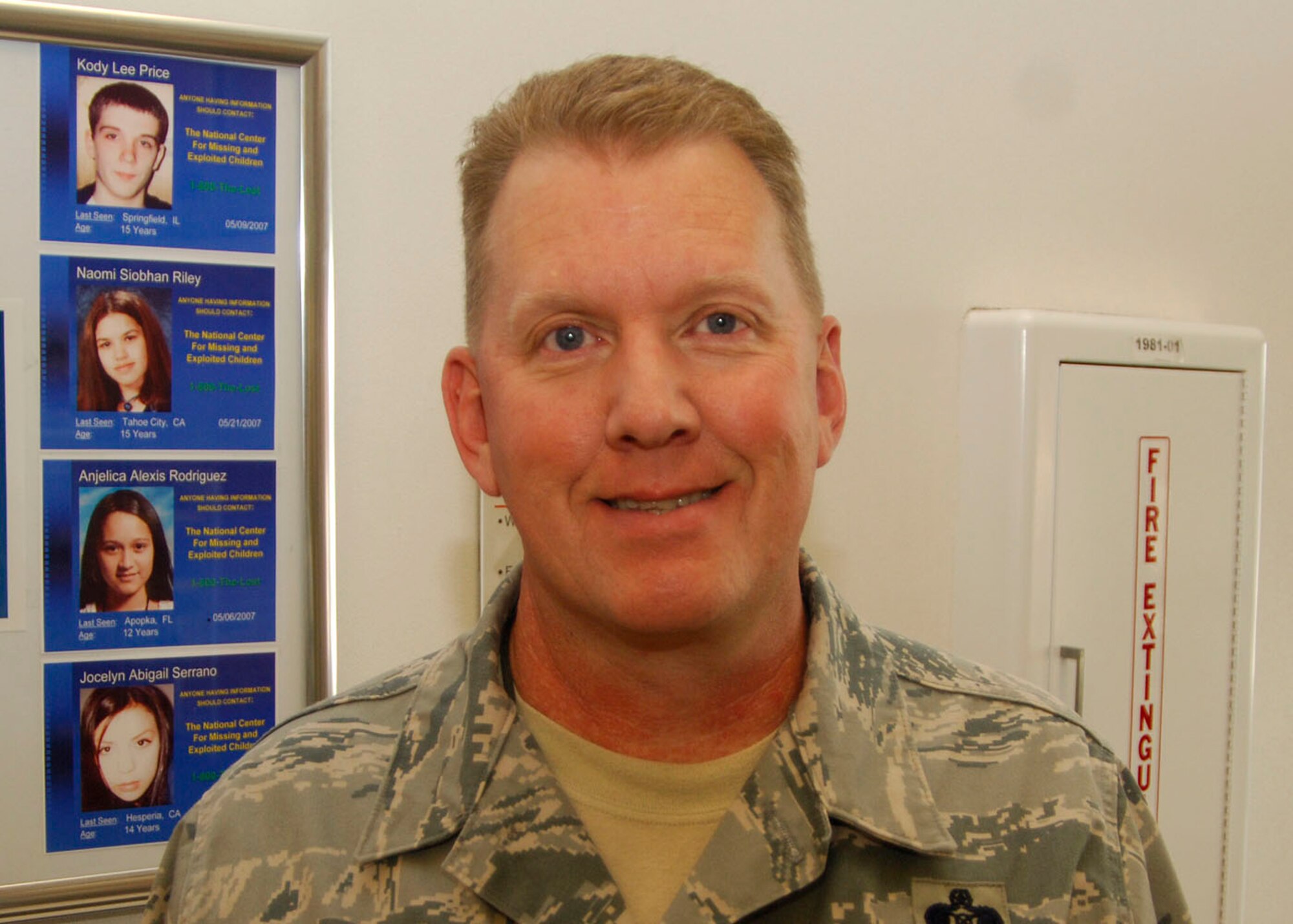 SCOTT AIR FORCE BASE, Ill. -- “Alarm Red Ringtone because it’s job specific.”
