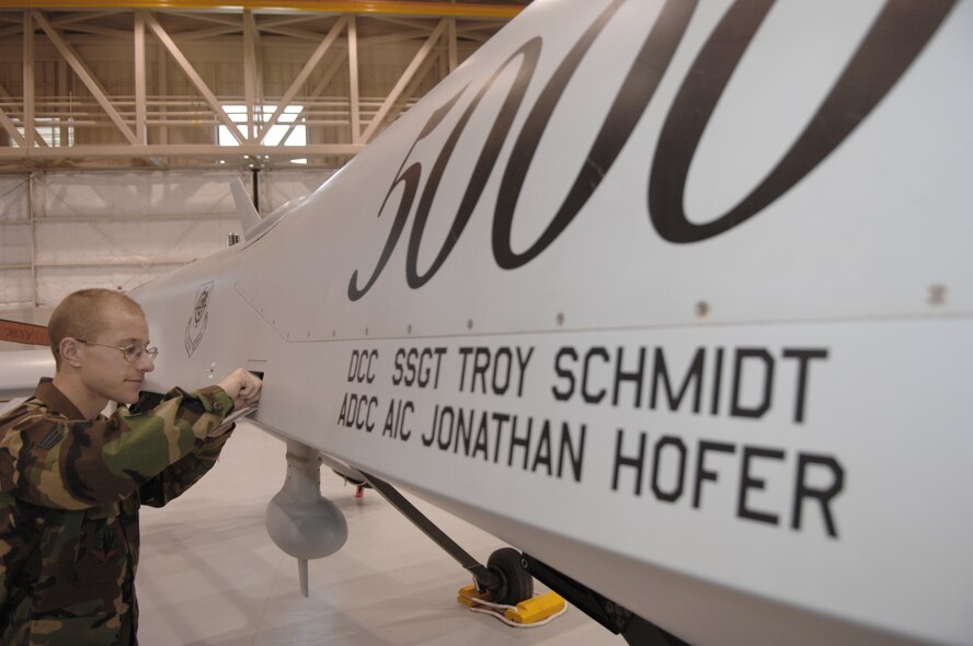 CREECH AFB, Nev. -  Creech AFB Nev. is the home of the 432d Wing and 432d Air Expeditionary Wing. Located in Indian Springs Nev., Airmen here work to support the MQ-1 Predator and MQ-9 Reaper. (U.S. Air Force Photo/Senior Airman Larry Reid) 
