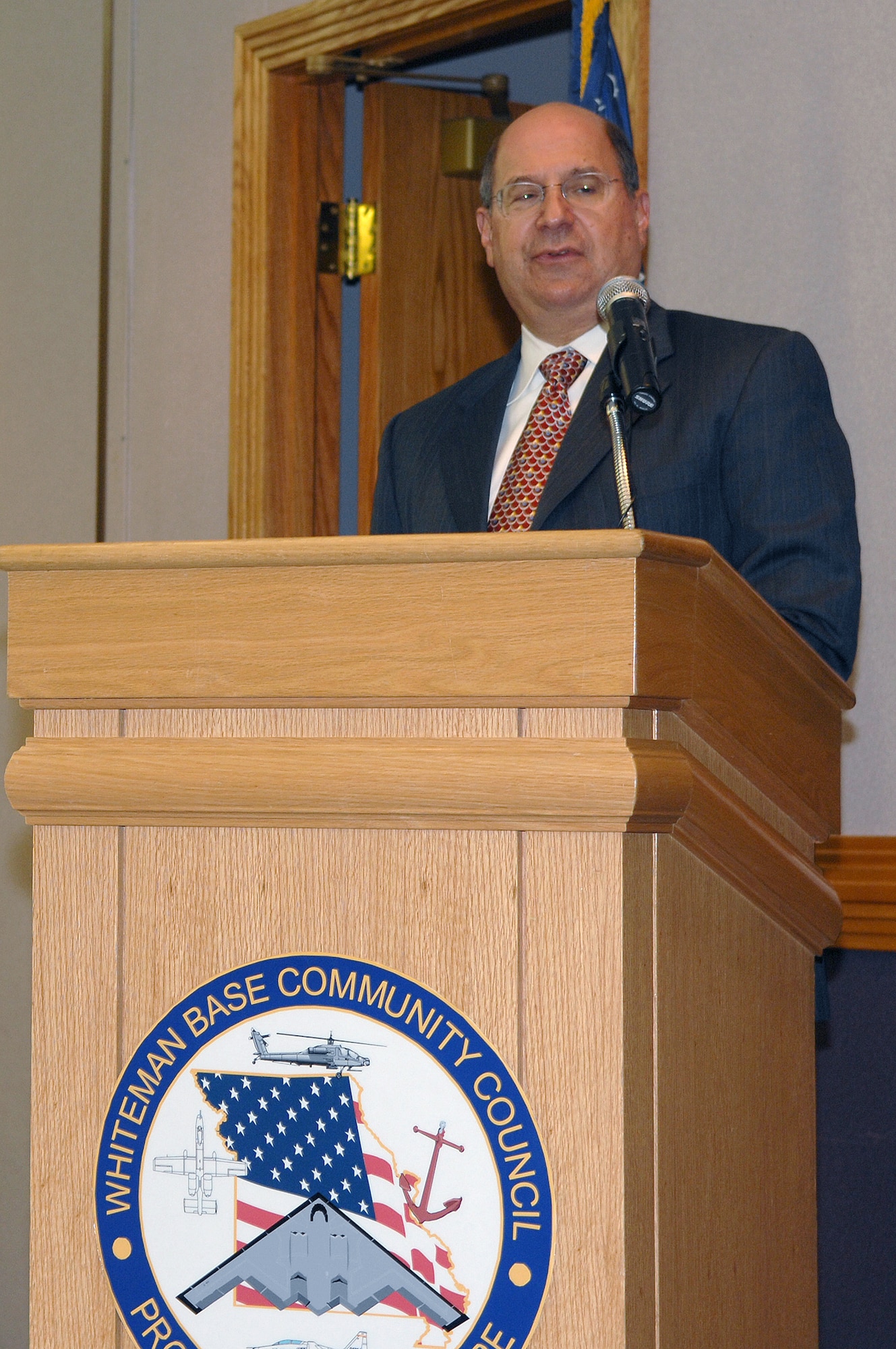 WHITEMAN AIR FORCE BASE, Mo. – Dr. Donald Winter, Secretary of the Navy, speaks to the Base Community Council May 30. (U.S. Air Force photo/Tech. Sgt. Samuel A. Park)

