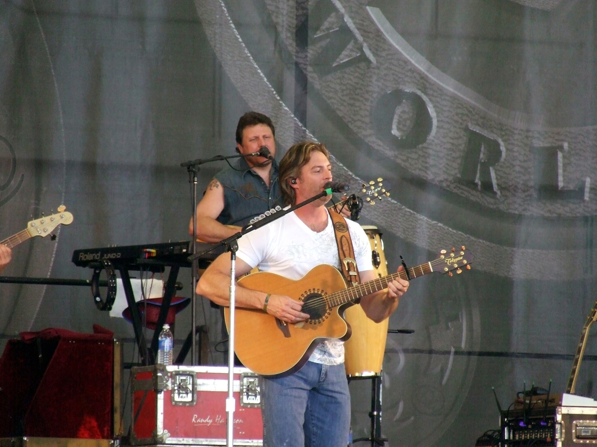 Country music star Darryl Worley and his band play for military members and their families in a special concert May 30, 2008, at McGuire Air Force Base, N.J.  The singer played all of his hit songs to a crowd of nearly 1,000 people.  The concert was part of Military Family Night prior to the McGuire AFB Air Expo 2008.  (U.S. Air Force Photo/Tech. Sgt. Scott T. Sturkol)