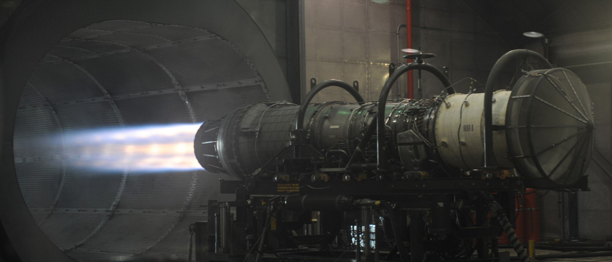 The F100-220 Engine runs in full augmentation (burner), Seymour Johnson AFB, N.C. May 21, 2008.  The engine is used in the 4th Fighter Wing?s F-15E Strike Eagles, the Air Force?s all-weather, dual role fighter jet.  (US Air Force photo Airman First Class Salma Nebot)(Released)