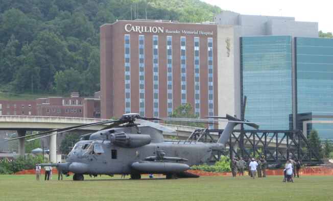 An MH-53 from the 20th Special Operations Squadron lands in a soccer field in Roanoke, Va. The scheduled static display allowed media and local residents to tour the unfamiliar helicopter flying over their town during the squadron’s final mountain training exercise May 28 through June 5. (U.S. Air Force photo/Maj. Randy Smith) 