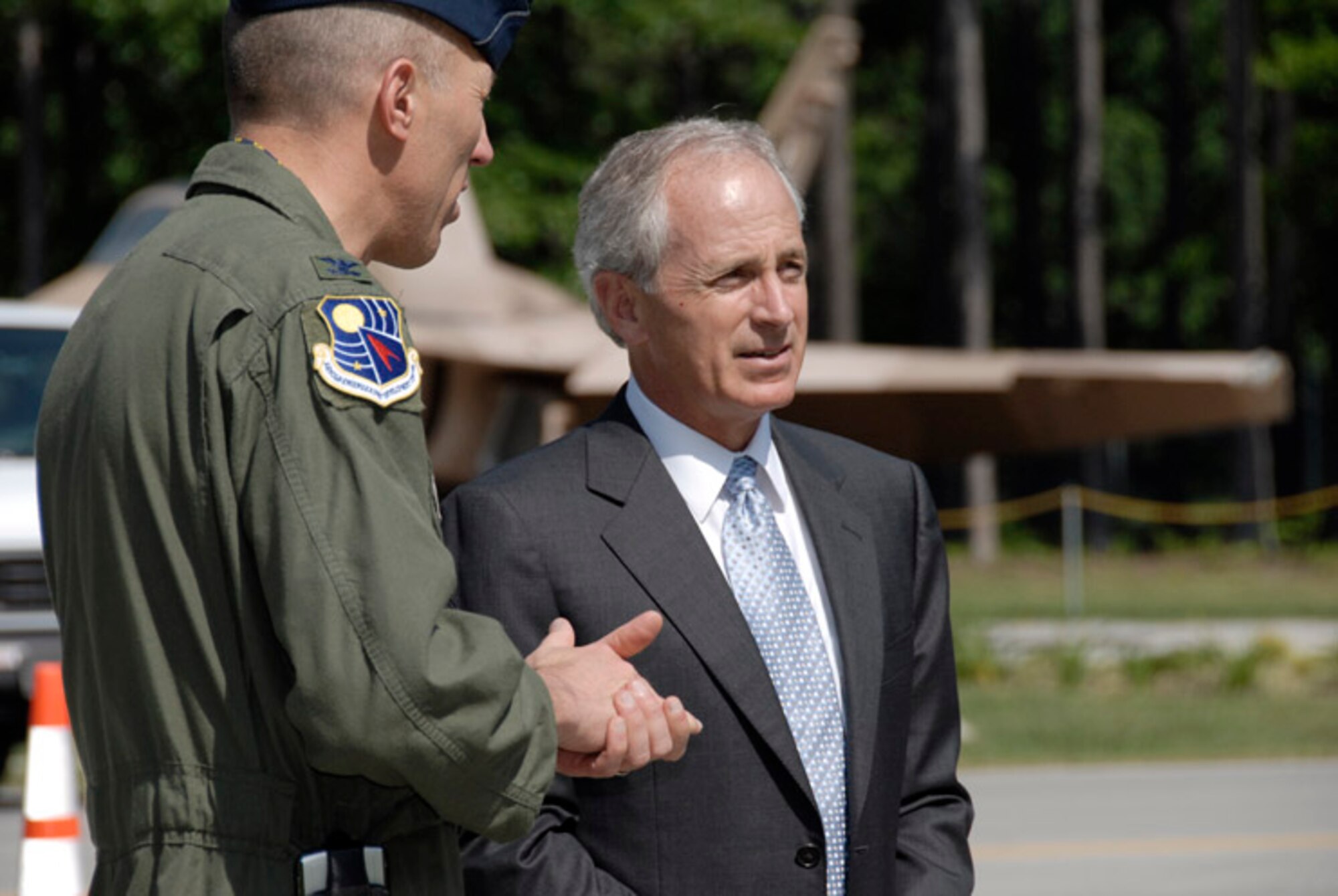 U.S. Sen. Bob Corker listens as Arnold Engineering Development Center (AEDC) Commander Col. Art Huber briefs the senator on several issues of interest regarding the future of AEDC. (Photo by Rick Goodfriend)
