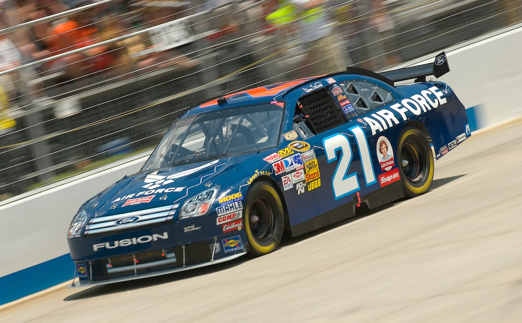 The Air Force 21 car, driven by Bill Elliot, races in the Best Buy 400 at Dover Downs International Speedway June 1.  (U.S. Air Force Photo/Jason Minto)