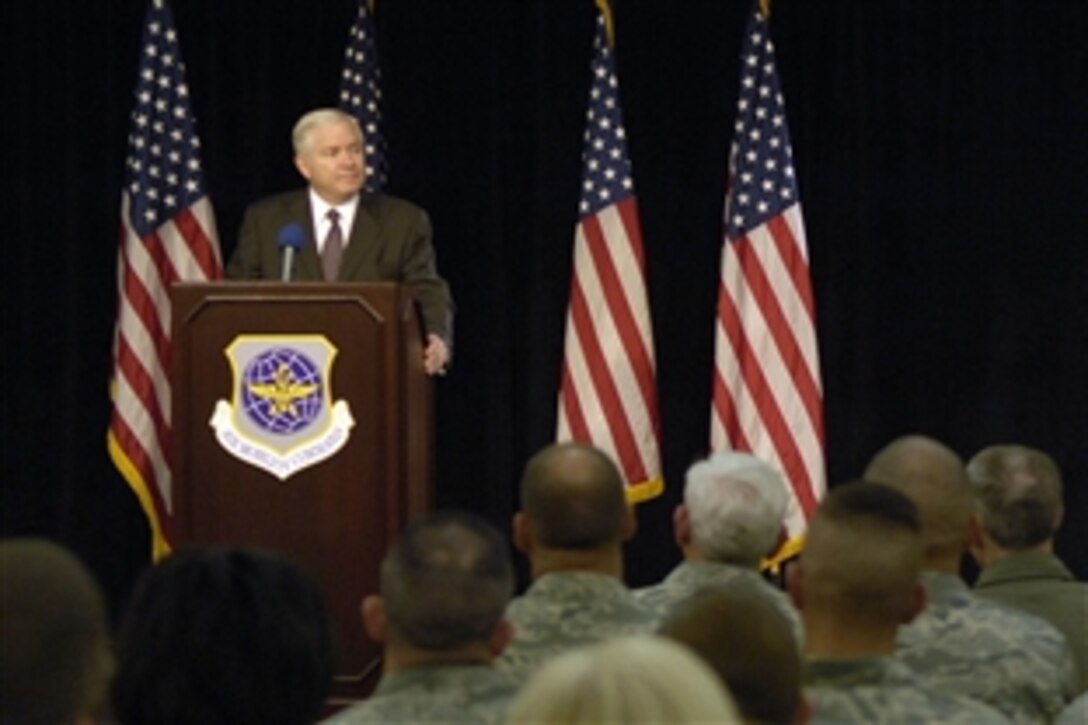 U.S. Defense Secretary Robert M. Gates speaks to Air Mobility Command airmen on Scott Air Force Base, Ill., June 10, 2008. Gates is reassuring the airmen that they are part of the premier Air Force in the world and discussing the recent resignations of top Air Force officials.  