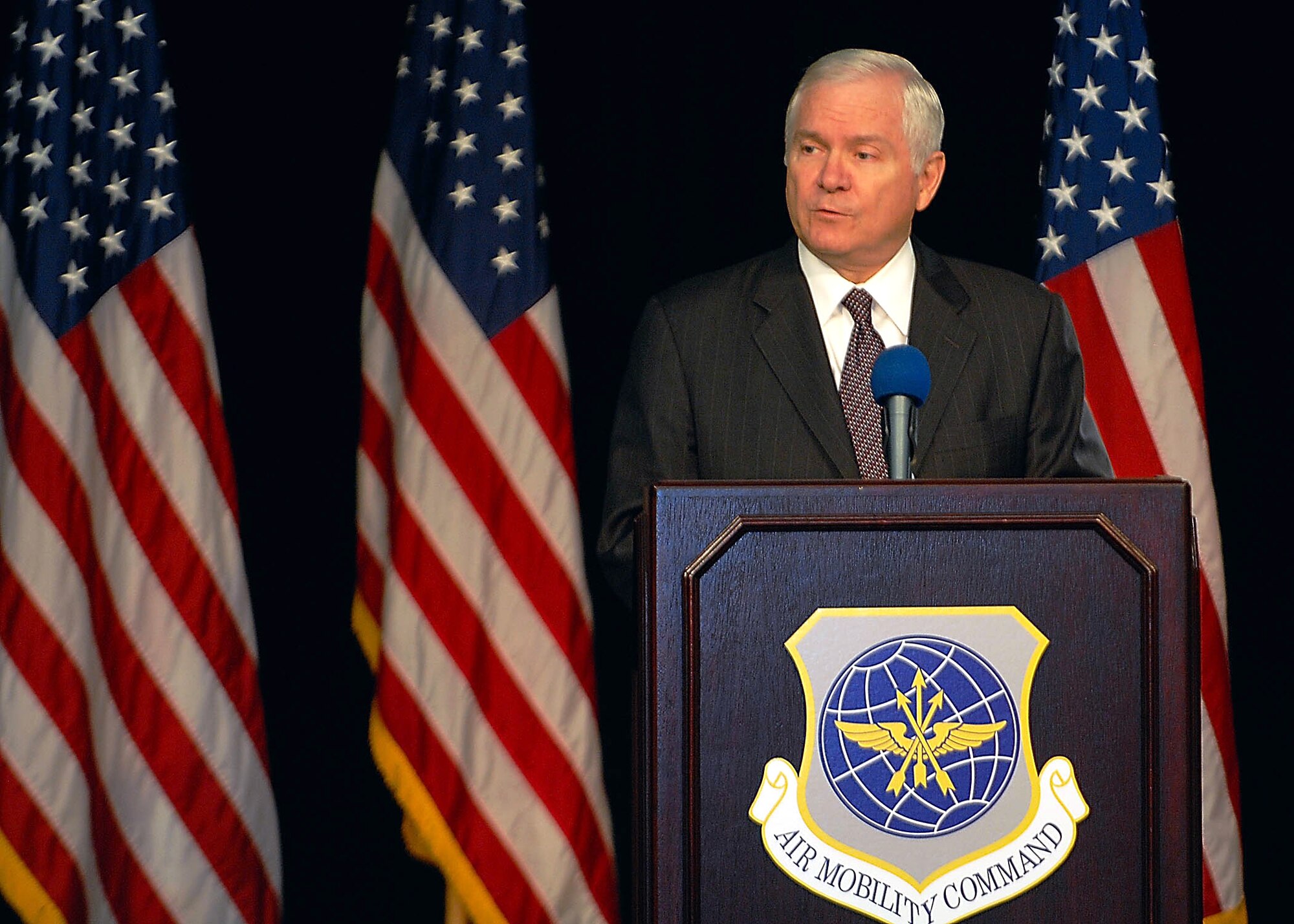 Robert Gates, U.S. Secretary of Defense, speaks to Airmen from Air Mobility Command June 10 at Scott AFB, Ill.  Secretary Gates visited AMC headquarters to address the recent resignations of Air Force senior leaders, thank Airmen for their service and answer their questions. (U.S. Air Force photo by Airman 1st Class Megan Gilliland)