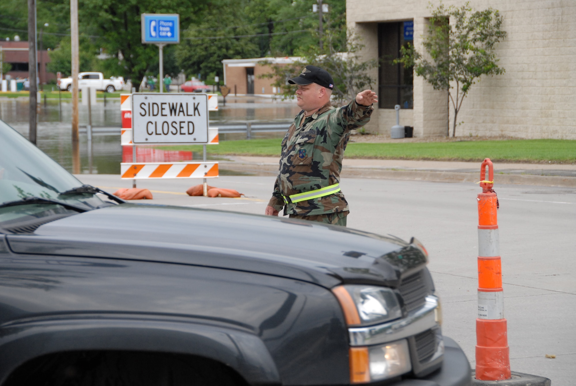 The Iowa Air National Guard mobilized by the state to help with flooding in Cedar Falls, Cedar Rapids, Iowa City and Des Moines, Iowa. The Air and Army Guards joined forces in law enforcement duties in protecting flooded areas and providing general assistance to the public. 
OFFICIAL AIR FORCE PHOTO by SSG OSCAR SANCHEZ