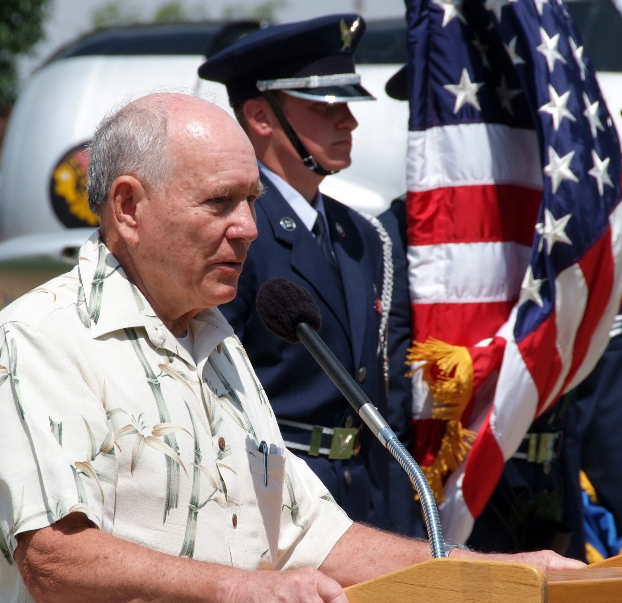 Albert Nichols, a member of Class 55-Q, describes the importance of the memorial plaque 55-Q presented to Vance Air Force Base during a ceremony held June 12 at the base air park. Mr. Nichols is one of 84 members of 55-Q who received multi-engine training at Vance during the 1950s. (U.S. Air Force photo by Terry Wasson)
