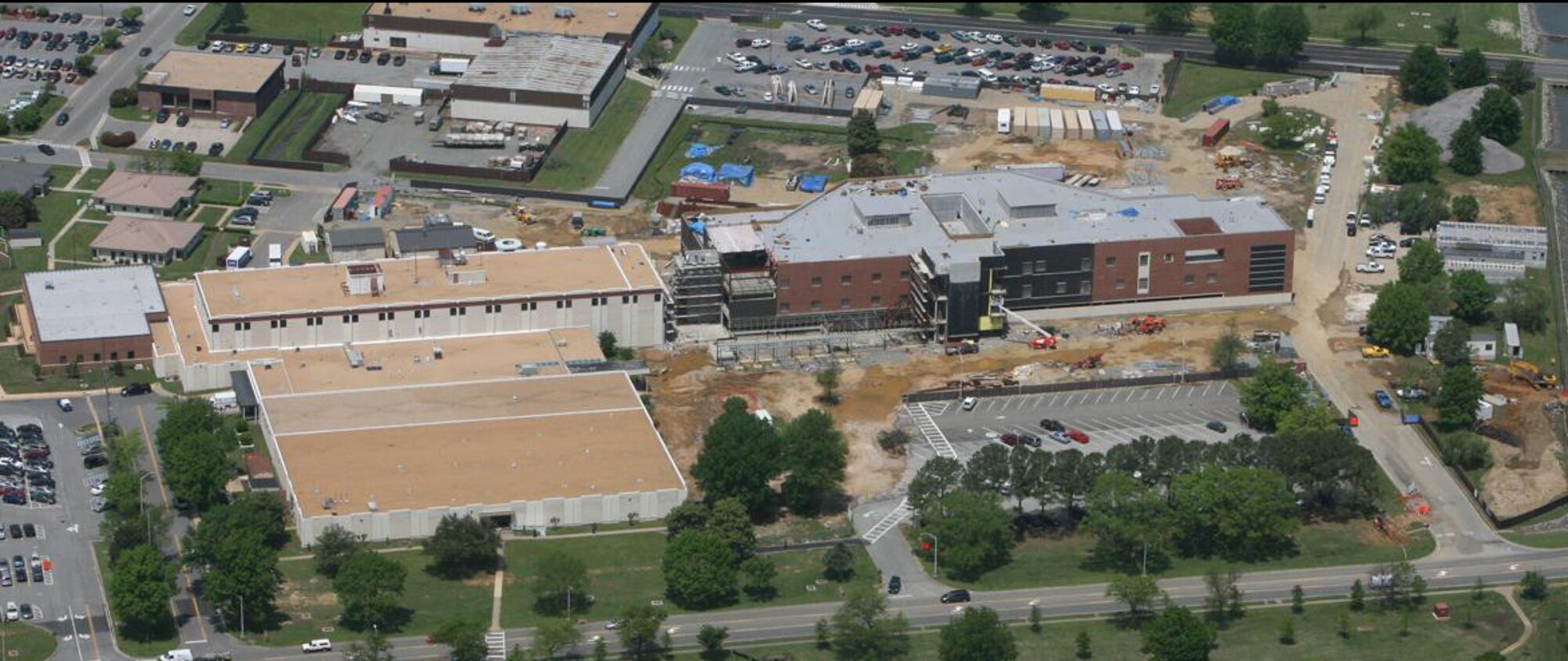 LANGLEY AIR FORCE BASE, Va. -- The Norfolk District, U.S. Army Corps of Engineers is on track to complete the construction of the $65 million addition to the 1st Fighter Wing Hospital here by summer 2009. The military construction project, a 145,000-square foot, multistory addition to the hospital, is 56 percent complete and within budget, said John Clark, Norfolk District project engineer. (Photo/Norfolk District, U.S. Army Corps of Engineers)
