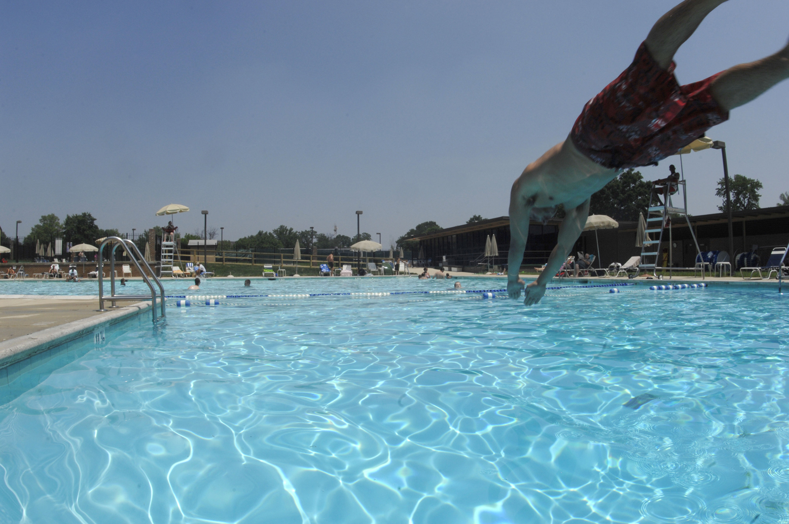 316 CE renovates pool bathhouses > Joint Base Andrews > Article Display