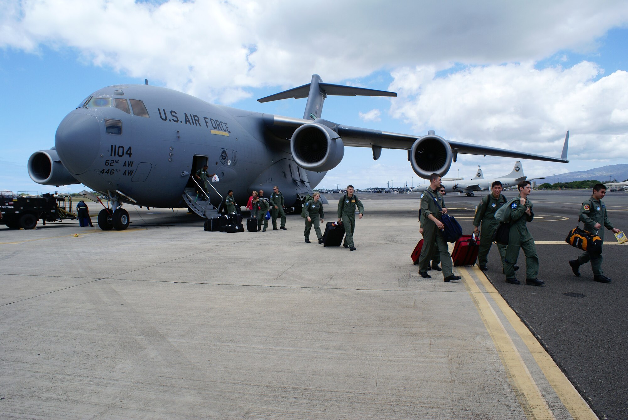 U.S. Air Force Academy cadets arrive June 15 to Hickam Air Force Base, Hawaii. The cadets flew from McChord AFB, Wash., as part of Operation Air Force, a career-broadening program. (U.S. Air Force photo/Staff Sgt. Eric Burks) 
