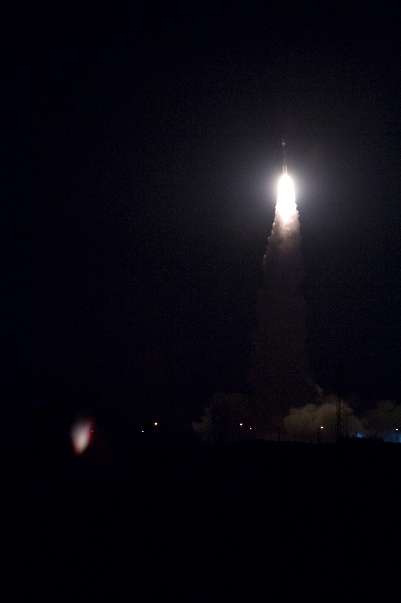 VANDENBERG AIR FORCE BASE, Calif. - Team Vandenberg successfully launches a Delta II rocket from Space Launch Complex-2 at 12:46 a.m. Friday. The rocket carried the OSTM/Jason-2 Satellite into an 830-mile near-circular orbit. The primary role of the spacecraft will be to measure and gather information about ocean topography.
( U.S Air Force photo/Airman First Class Andrew Lee )