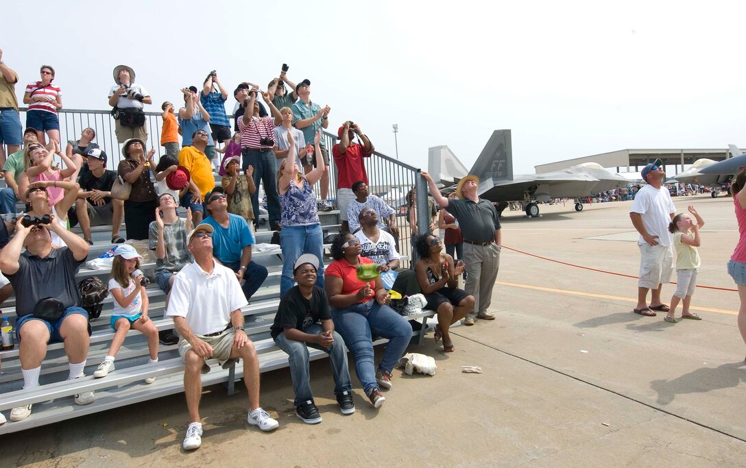 LANGLEY AIR FORCE BASE, Va. – A crowd watches aircraft during AirPower over Hampton Roads here June 22.  Langley’s open house is an annual event that helps educate the public, increase recruiting and show appreciation to the local community.  (U.S. Air Force photo/Senior Airman Barry Loo)