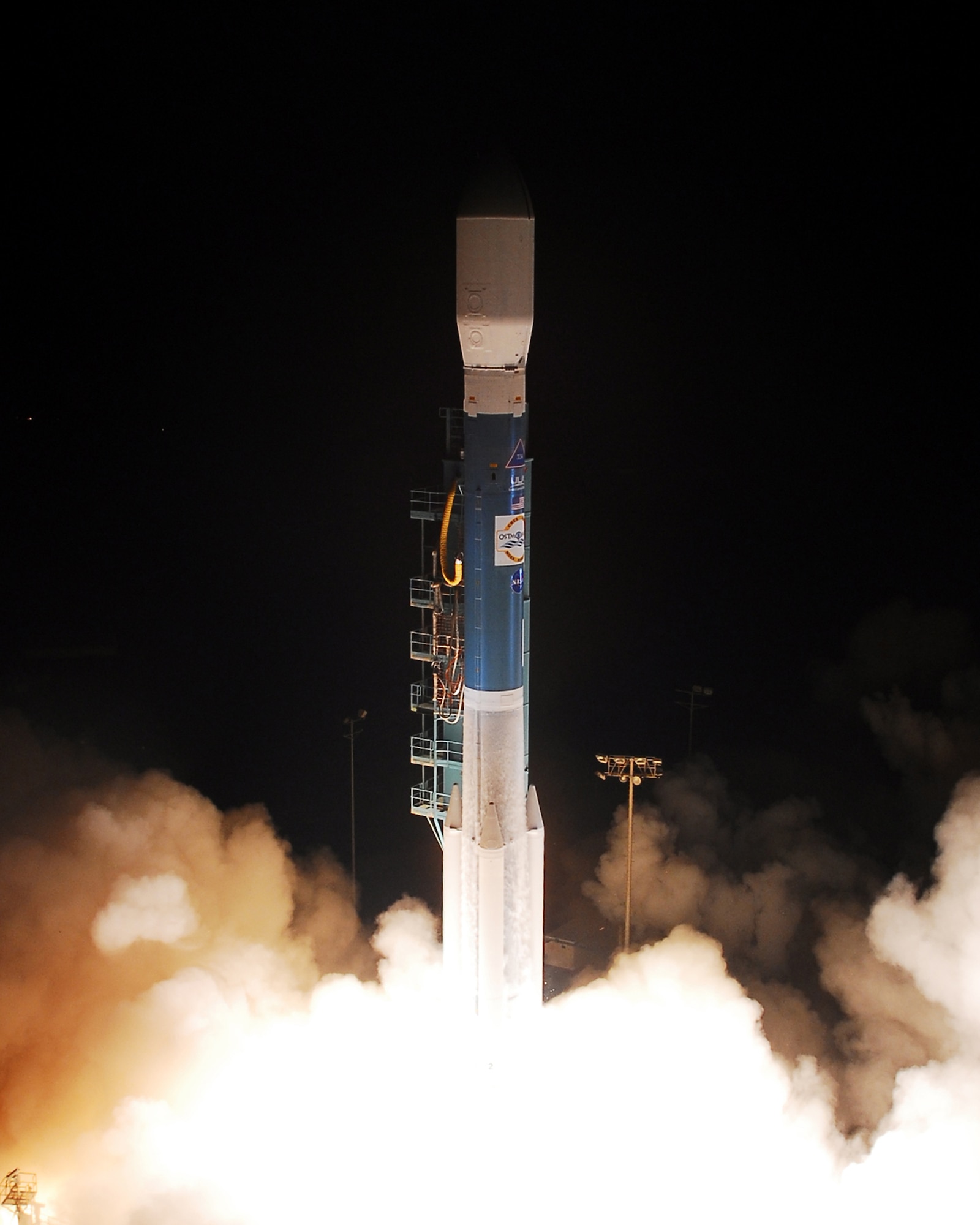 VANDENBERG AIR FORCE BASE, Calif., - Team Vandenberg successfully launches a Delta II rocket from Space Launch Complex-2 at 12:46 a.m. Friday. The rocket carried the OSTM/Jason-2 Satellite into an 830-mile near-circular orbit. The primary role of the spacecraft will be to measure and gather information about ocean topography. (U.S. Air Force photo/Joe Davila)