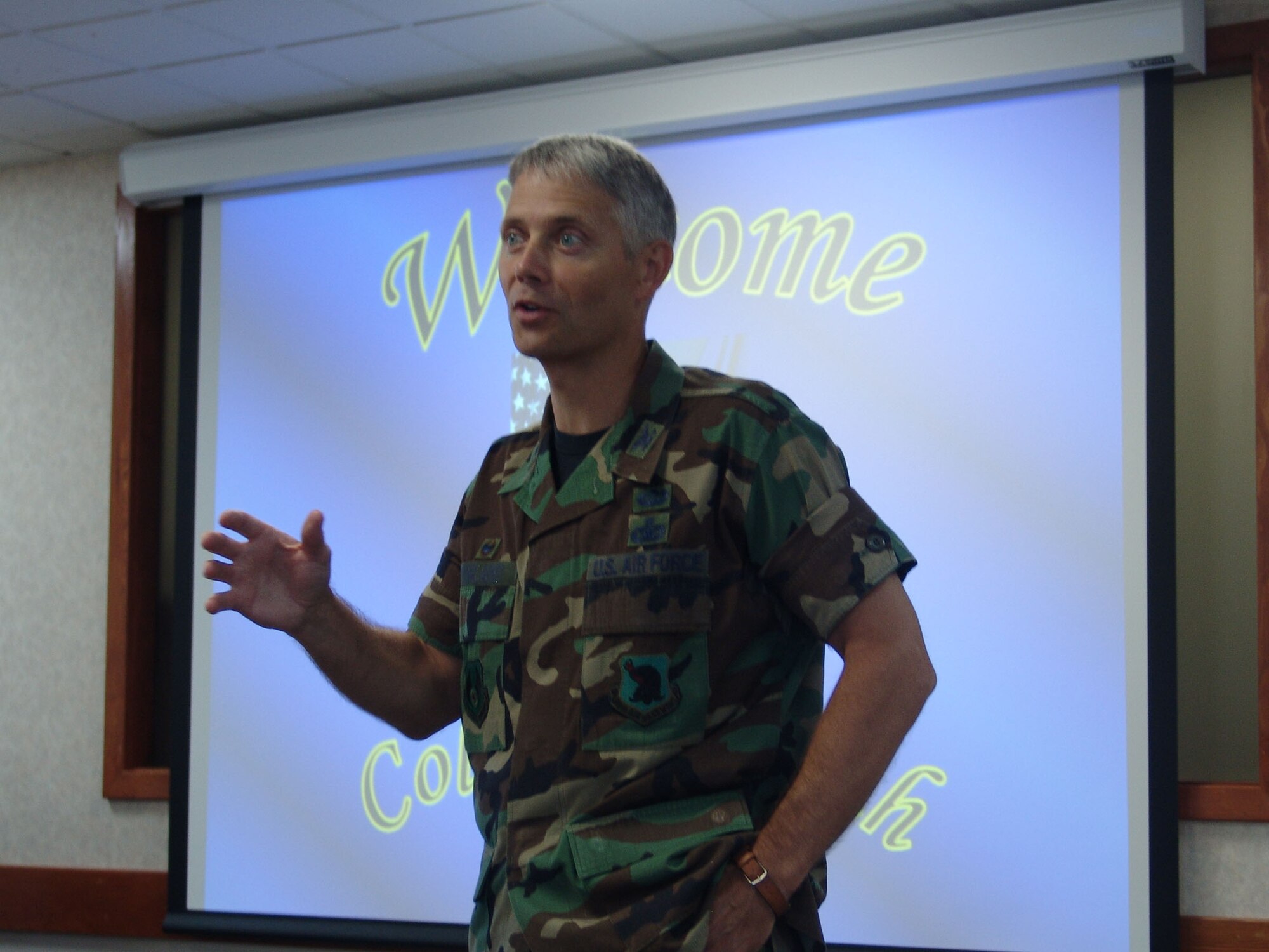 Col. Eric Pohland, 96th Air Base Wing commander, briefs at a recent meeting.  Colonel Pohland is retiring Oct. 26 after 25 years of Air Force service. (USAF photo by Lois Walsh)