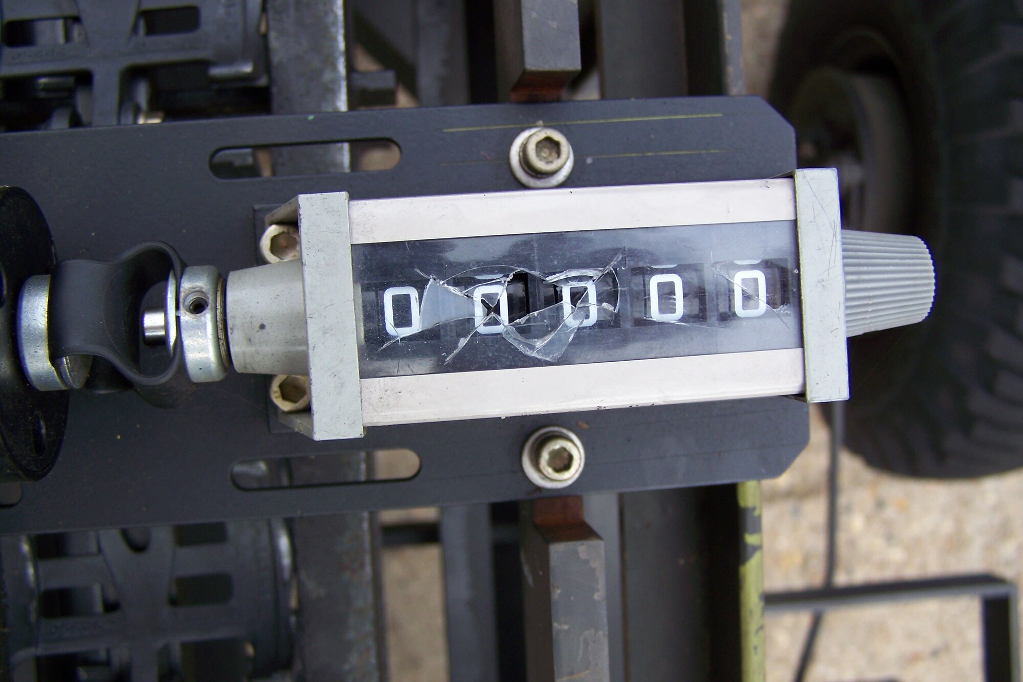 A rounds counter with a broken plastic cover (U.S. Air Force courtesy photo)