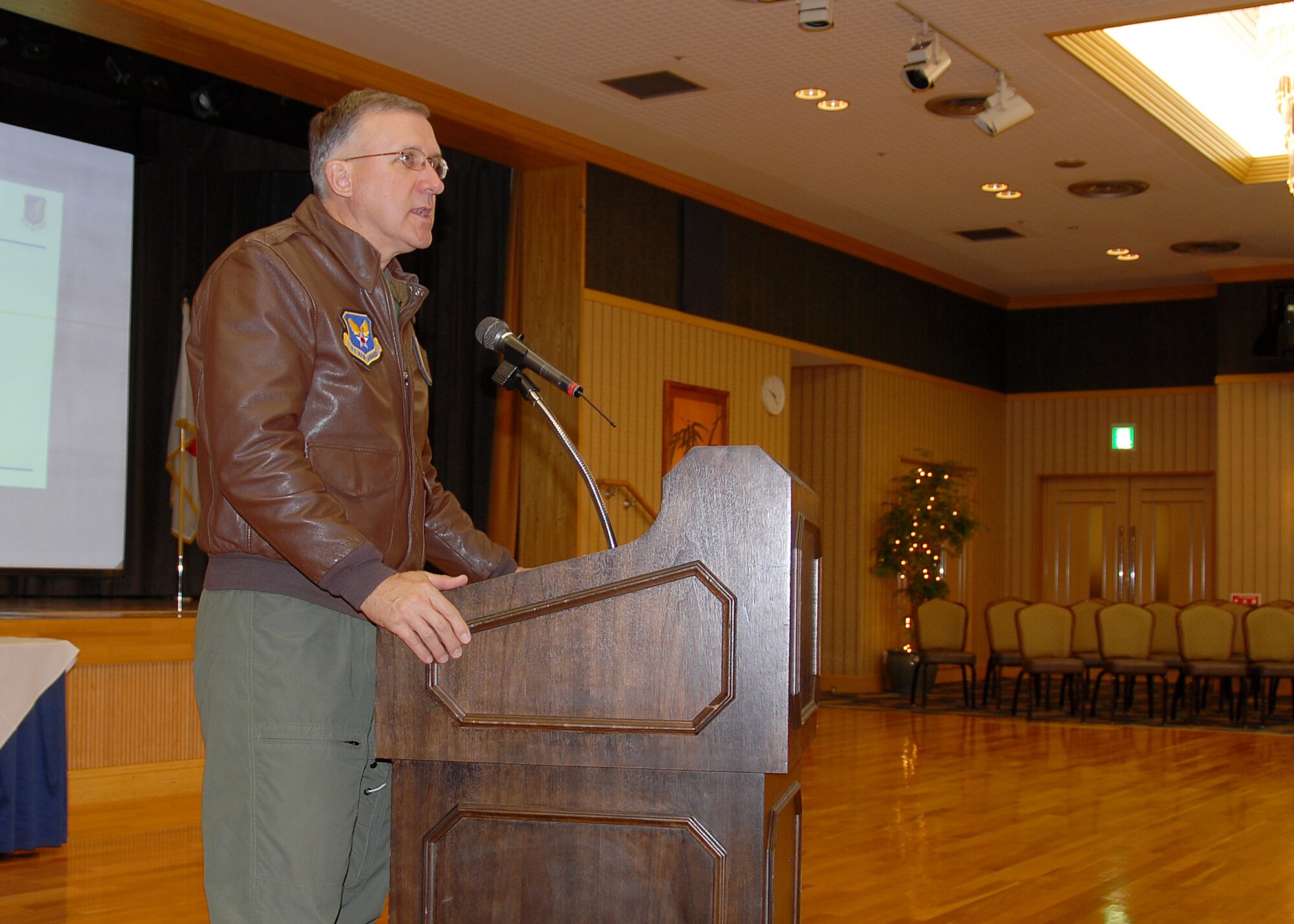 MISAWA AIR BASE, Japan -- Maj. Gen. Wendell L. Griffin, Air Force Chief of Safety, speaks with members of the 35th Maintenance Group about safety trends in the Air Force at the collocated club here Feb. 29. This meeting is to be the first of quarterly maintenance safety meetings. (U.S. Air Force photo by Senior Airman Chad Strohmeyer)