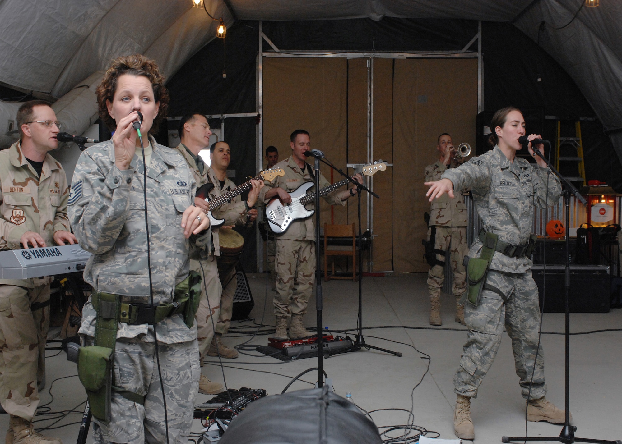 BAGRAM AIR BASE, Afghanistan - 'Live Round' provided morale-lifting music for Airmen here Feb. 24. 'Live Round' is the U.S. Air Forces Central band that performs for servicemen and women and local communities throughout Southwest Asia. (U.S. Air Force photo by Master Sgt. Demetrius Lester)