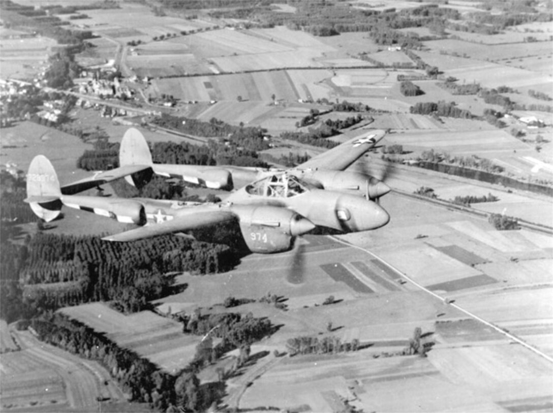 F-5, Reconnaissance aircraft