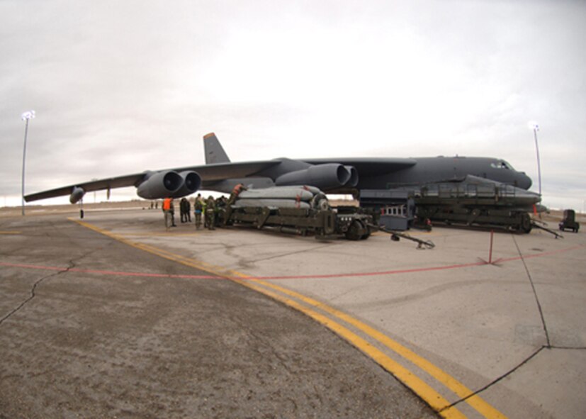 MINOT AIR FORCE BASE, N.D. -- Team members from Air Combat Command
verify serial numbers on parts of the B52H Stratofortress as part of the
Nuclear Surety Staff Assistance Visit procedures. The NSSAV is a week-long
process in which the 5th Bomb Wing's nuclear surety and training procedures
are evaluated. (U.S. Air Force photo by Airman 1st Class Sharida Bishop)