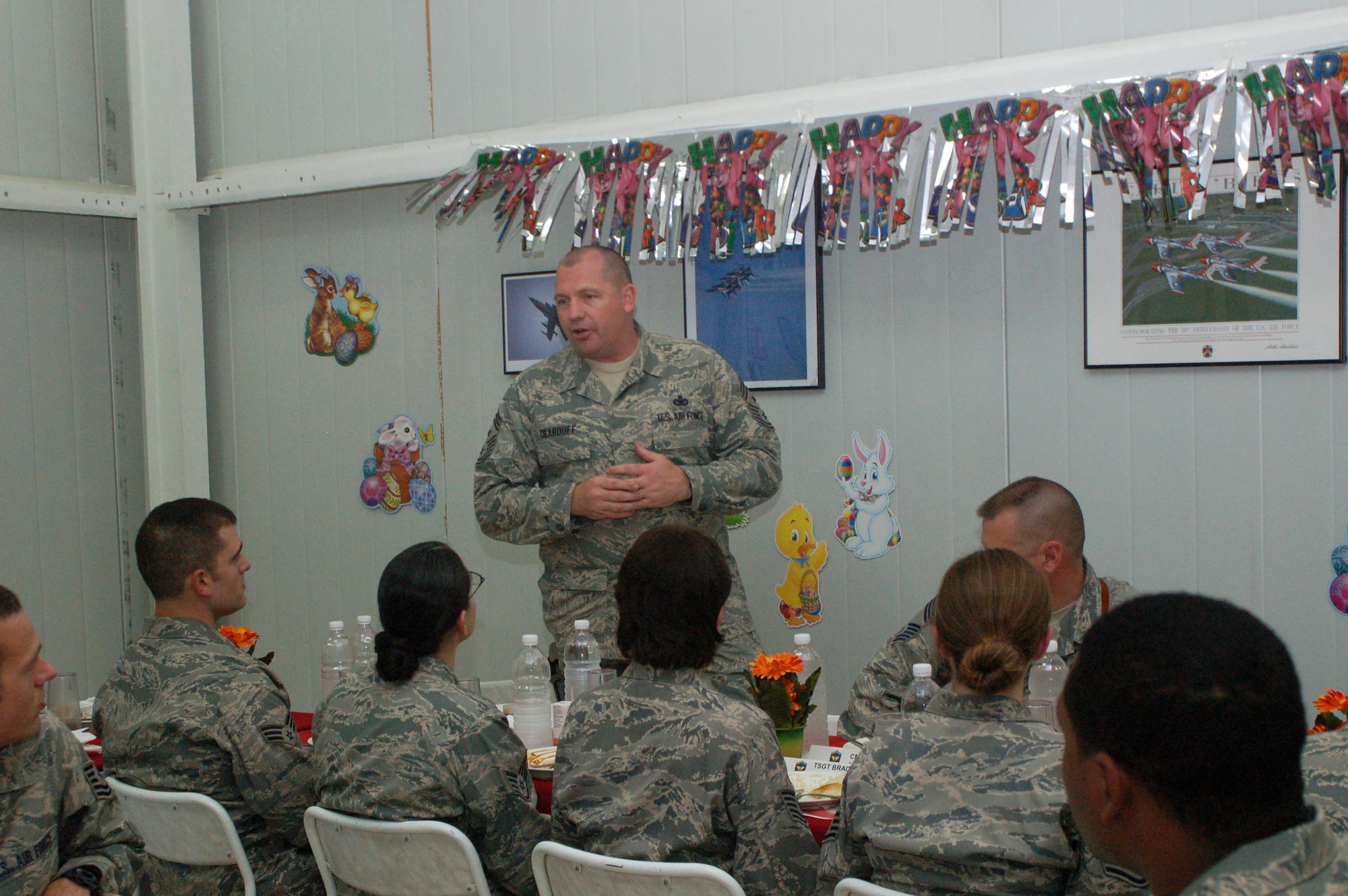 SATHER AIR BASE, Iraq -- Chief Master Sgt. Scott Dearduff, the command chief for 9th Air Force and U.S. Air Forces Central, shares words of wisdom with a room of Airmen at Sather Air Base, Baghdad, Iraq.  (U.S. Air Force photo/Tech. Sgt. Amanda Callahan)