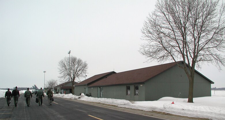 080312-F-1623F-014
Members of a site survey team walk toward the aircraft that brought them to Volk Field Air National Guard Base, Wis.  Personnel from the 931st Air Refueling Group and the 22nd Air Refueling Wing travelled from McConnell Air Force Base, Kan., to Volk Field on March 12 to see the location of an upcoming exercise and inspection.   