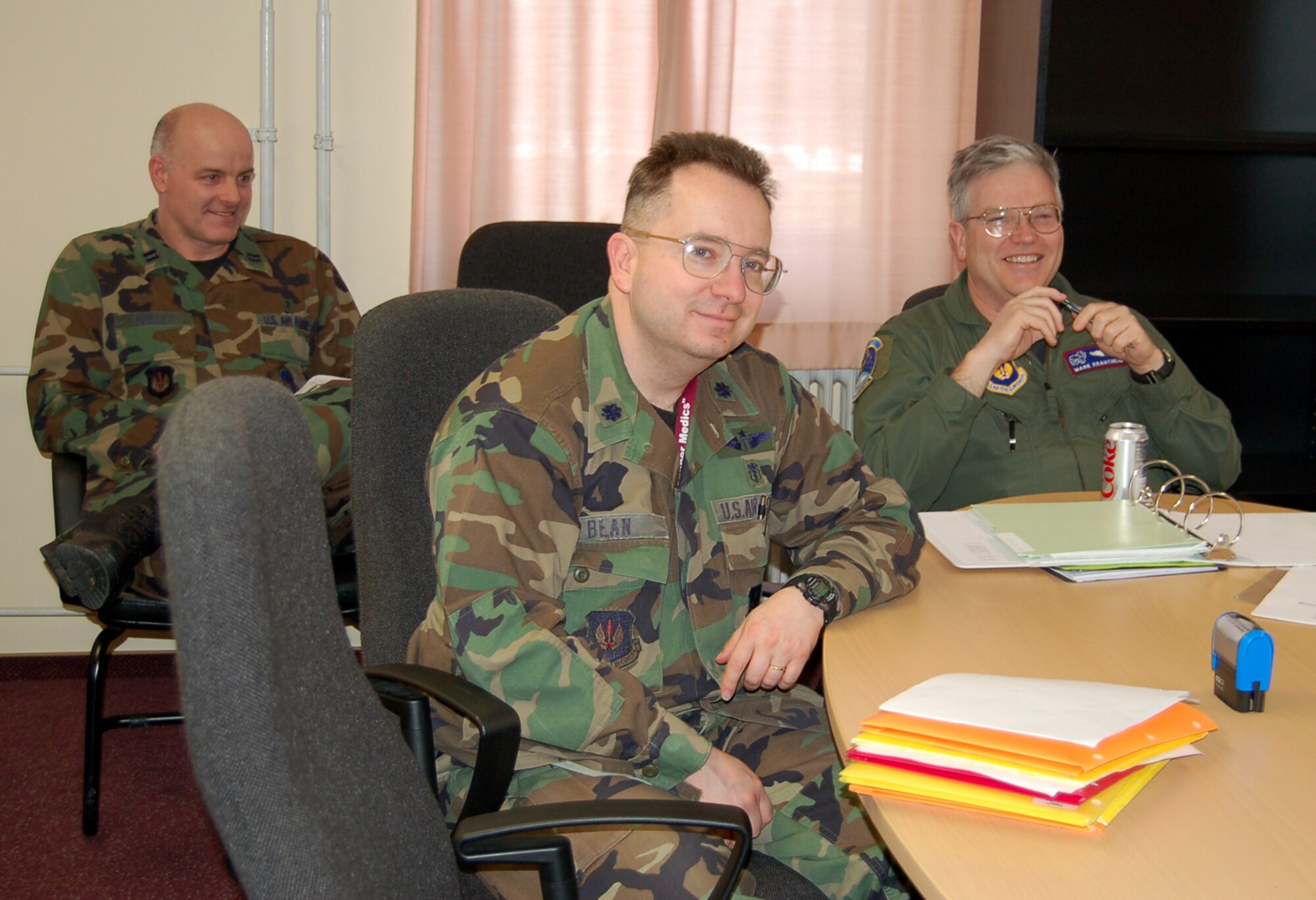 SPANGDAHLEM AIR BASE, Germany – Spangdahlem medical providers attend a meeting to talk about care March 21, 2008. National Doctor’s Day takes place March 30, 2008; the anniversary of the first use of general anesthesia in surgery. The day honoring doctors was started in 1933. (U.S. Air Force photo/Staff Sgt. Tammie Moore)