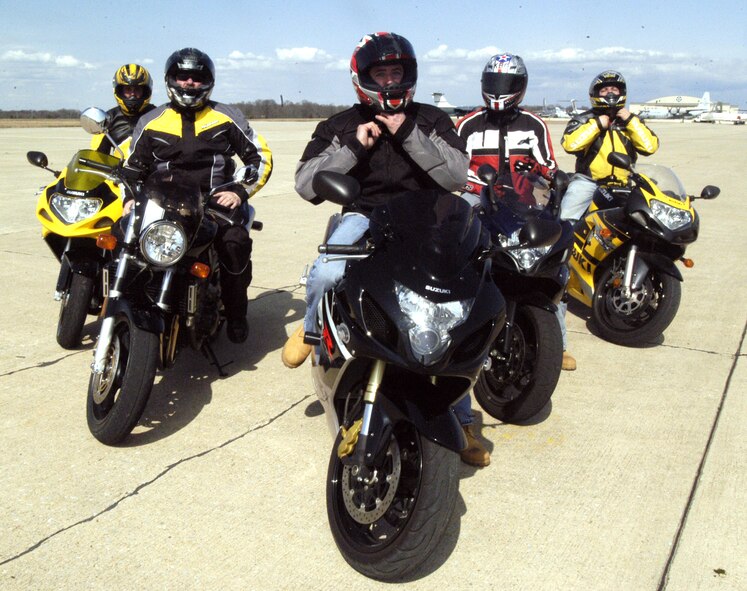 (Left to right) Master Sgt. Joseph Moore, 512th Aircraft Maintenance Squadron, Senior Master Sgt. Edward Renneckar, 9th Airlift Squadron, Staff Sgt. James Alexander, Jr., 436th Civil Engineer Squadron, Senior Airman Johnathan Anderson, 436th APS, and Staff Sgt. William Landy, 436 Maintenance Operations Squadron. Jason Cook, Air Mobility Command Chief Sport Bike Instructor, and Master Sgt. Jose Ayala, 436th Aerial Port Squadron, Dover Air Force Base sport bike instructor, train Team Dover Airmen to become the wing’s newest Sport Bike Instructors. For information about motorcycle or sport bike safety courses, call Staff Sgt. Nicholas Giordano at 677-2842. (U.S. Air Force photo/Airman 1st Class Shen-Chia Chu)
