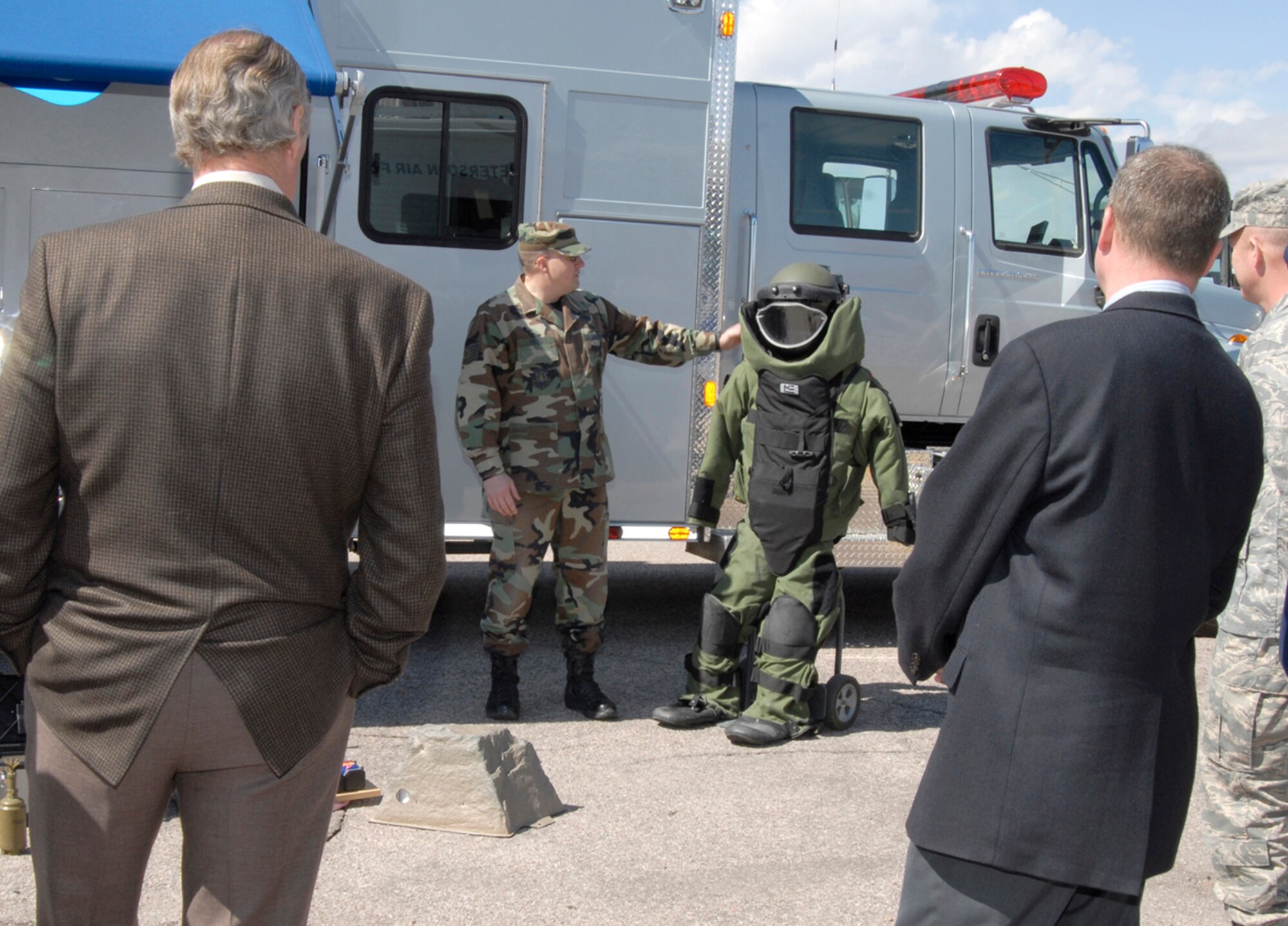 Tech. Sgt. Greg Niles, 21st Civil Engineer Squadron, showcases emergency response equipment to Colorado Springs-area civic leaders during a 30-Group tour March 27 at Peterson Air Force Base, Colo. During the visit, the Colorado 30-Group received a Peterson Blueprint 2050 briefing and general information on the base. The group works closely with area commanders to assist them in fulfilling their missions and roles by creating better understanding and education between military and civilian leadership throughout Colorado through frequent meetings, briefings and visitations. (U.S. Air Force photo/Roberta McDonald)