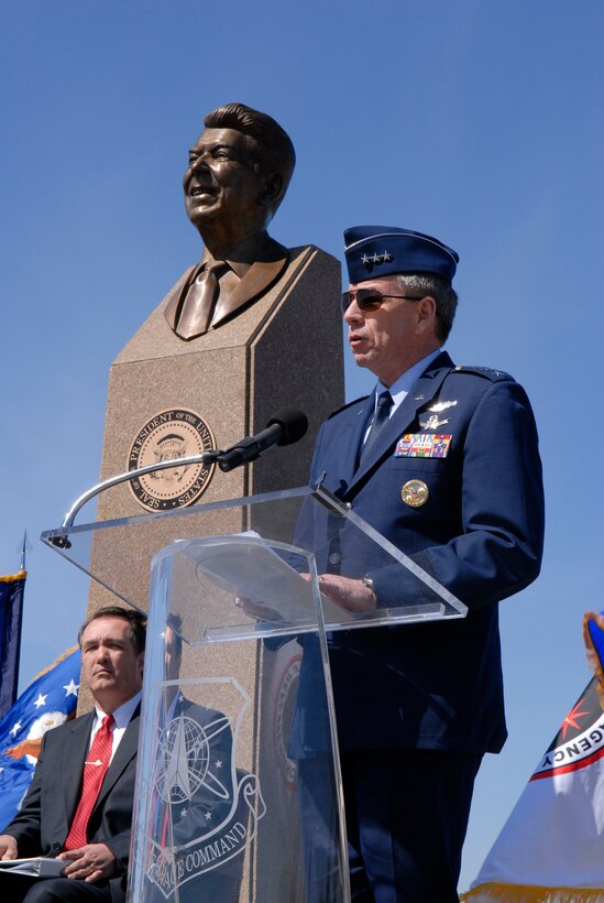 VANDENBERG AIR FORCE BASE, Calif. --  Lt. Gen. Henry Obering III, the director of the Missle Defense Agency, Washington, D.C., speaks at the Ronald Reagan Missle Defense Site on March 27 here. The site is dedicated to former President Reagan as a show of gratitude on the 25th Anniversary of his address to the nation on missile defense.(U.S. Air Force photo/Airman 1st Class Andrew Satran)