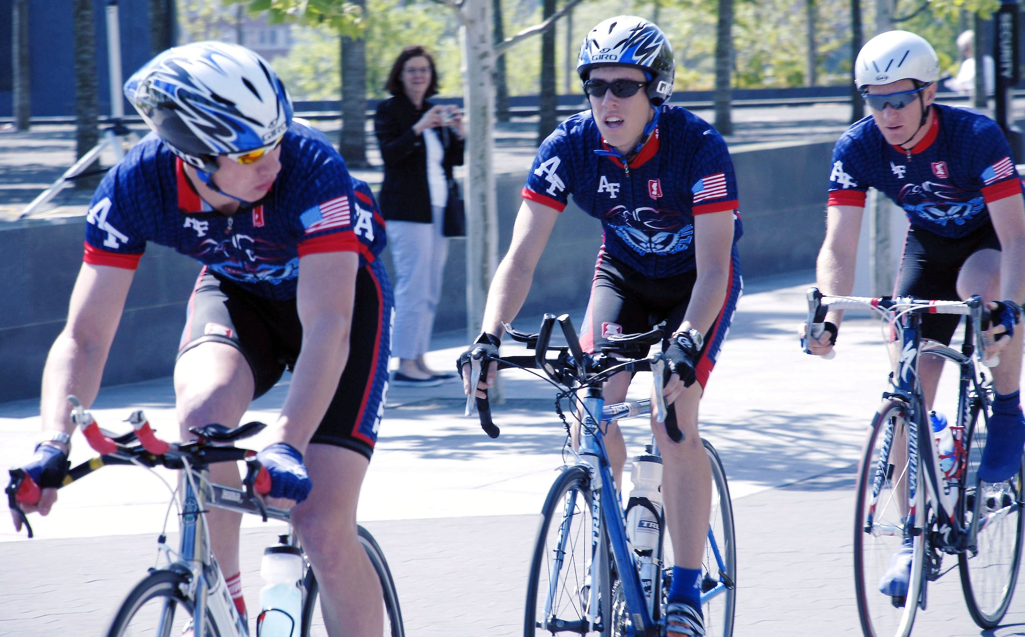 Members of the U.S. Air Force Academy collegiate cycling team compete in the Team Time Trial event for two laps of the 12.5 kilometer course during the U.S. Air Force Cycling Classic held May 4 in Arlington, Va. Proceeds from the event, which featured both amateur and professional cyclists, will benefit U.S. military members who suffer from traumatic brain injuries. (U.S. Air Force photo/Staff Sgt. Monique Randolph)
