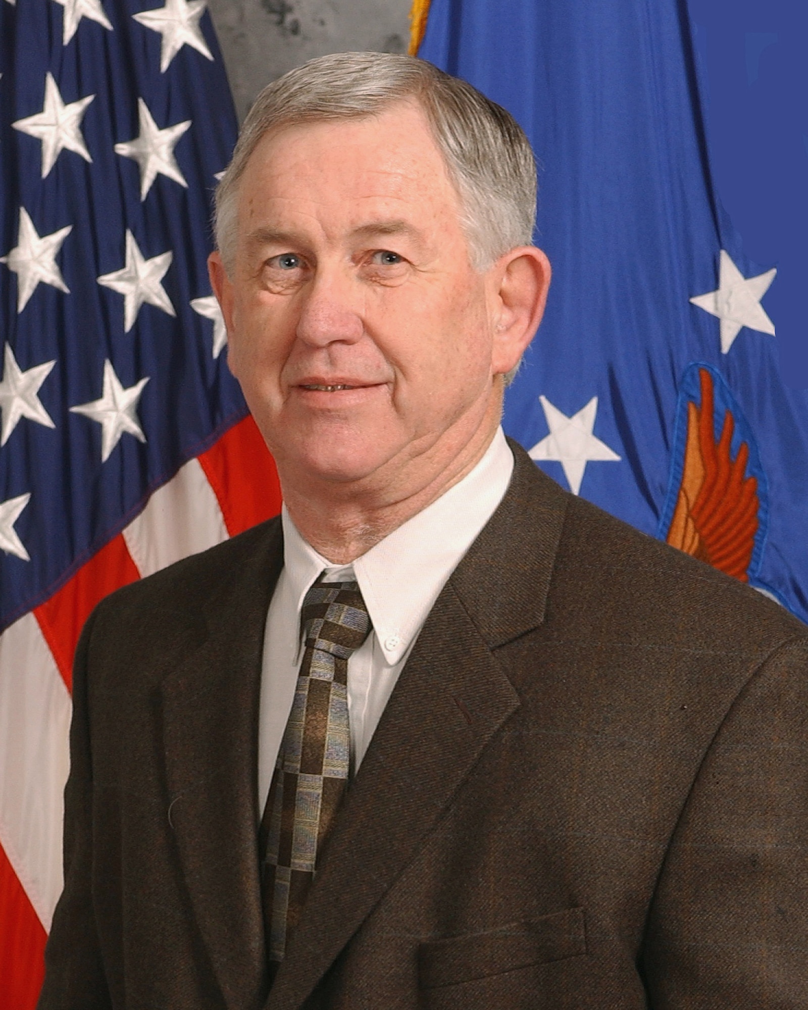 Gary Saltzburg, a member of the 27th Civil Engineer Squadron at Cannon Air Force Base, N.M., is the 2007 Air Force Special Operations Command Category 3 Civilian of the Year. (U.S. Air Force photo)