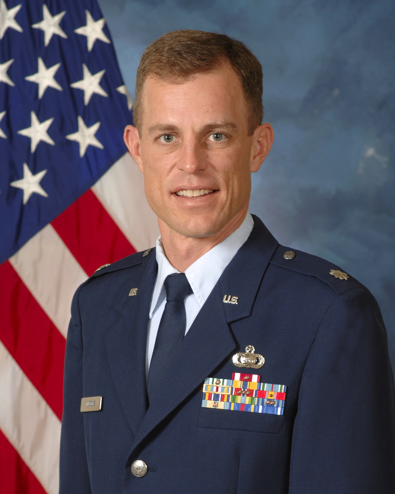 Lt. Col. Jeff Hinrich, an individual mobilization augmentee with the 11th Intelligence Squadron, is the 2007 Air Force Special Operations Command IMA Officer of the Year. (U.S. Air Force photo)