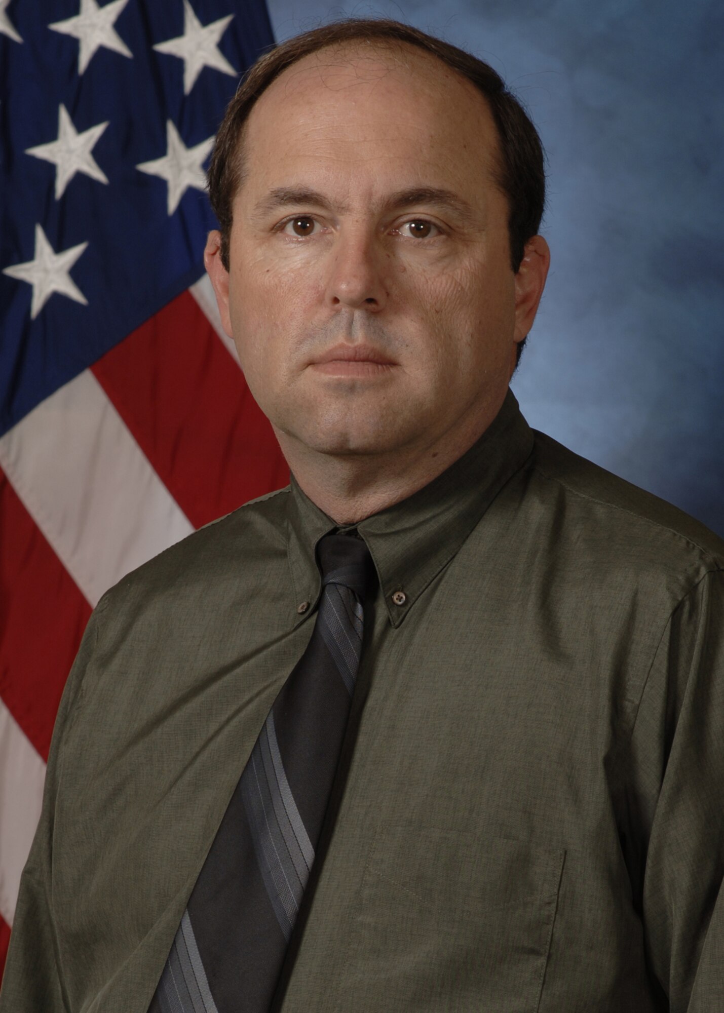 Tony Correia, an investigator with the 1st Special Operations Security Forces Squadron at Hurlburt Field, Fla., is the 2007 Air Force Special Operations Command Category 1 Civilian of the Year. (U.S. Air Force photo)