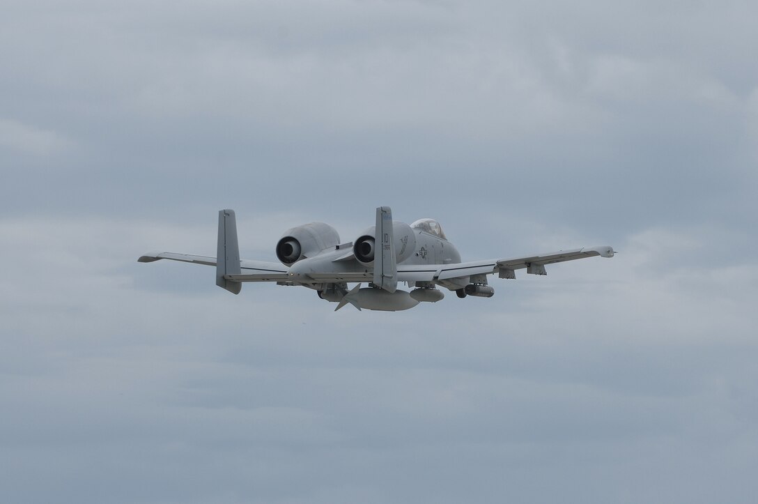WHITEMAN AIR FORCE BASE, Mo. - An Idaho Air National Guard A-10, Thunderbolt II, from the 124th Wing at Boise, Idaho, takes off from the Whiteman runway May 6, as part of a deployment with the 442nd Fighter Wing to Southwest Asia in support of Operation Enduring Freedom. 442nd FW members will fly both units' aircraft during their deployment and four months later, in a mirror operation, members of the 124th will arrive to replace them. The 442nd Fighter Wing is an Air Force Reserve Command unit based here. (U.S. Air Force photo/Tech. Sgt. Samuel A. Park)