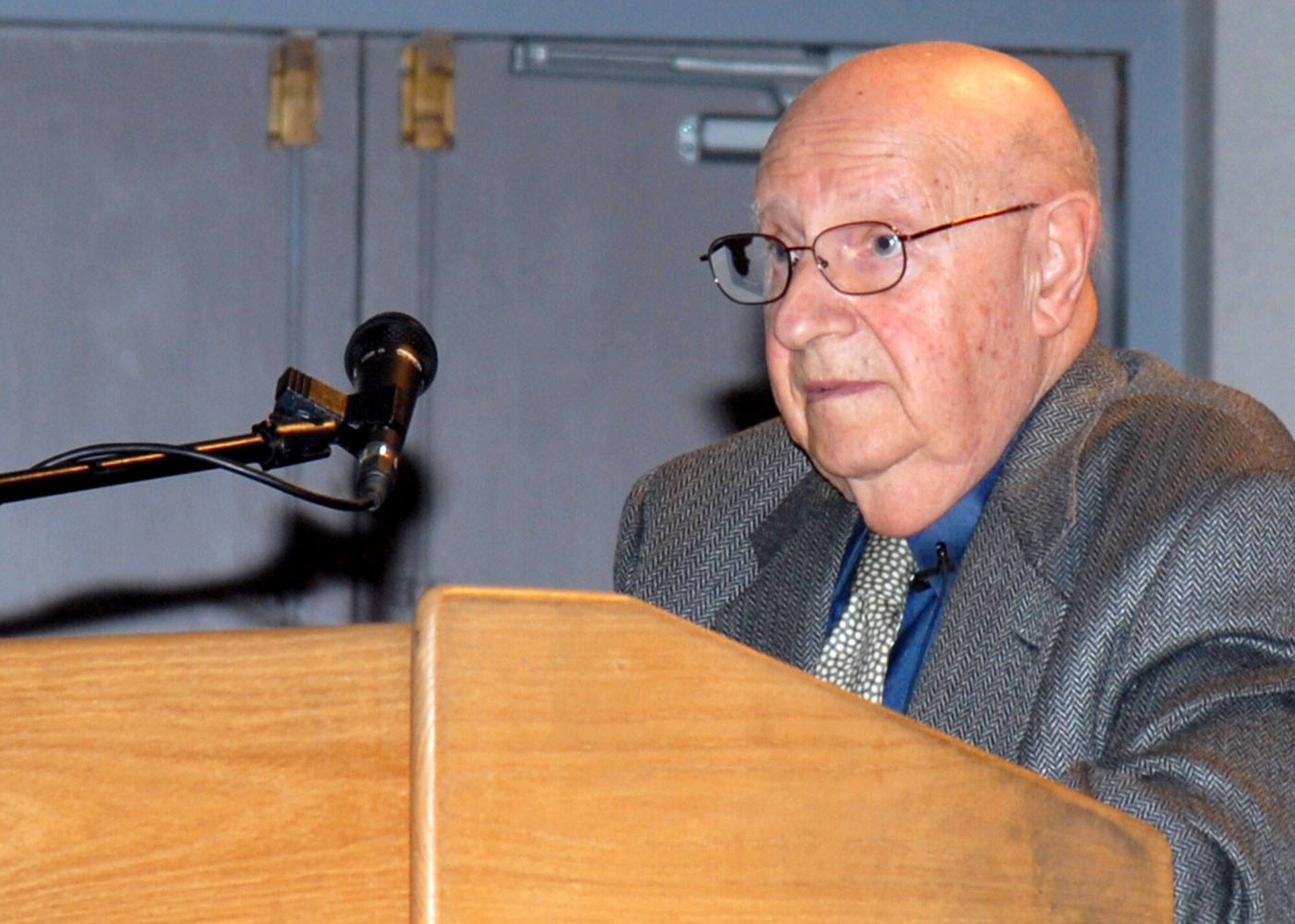 Harry Adler, Holocaust liberator, spoke at the remembrance ceremony. Mr. Adler’s story described the horrific extent of the Holocaust as a first-hand witness.