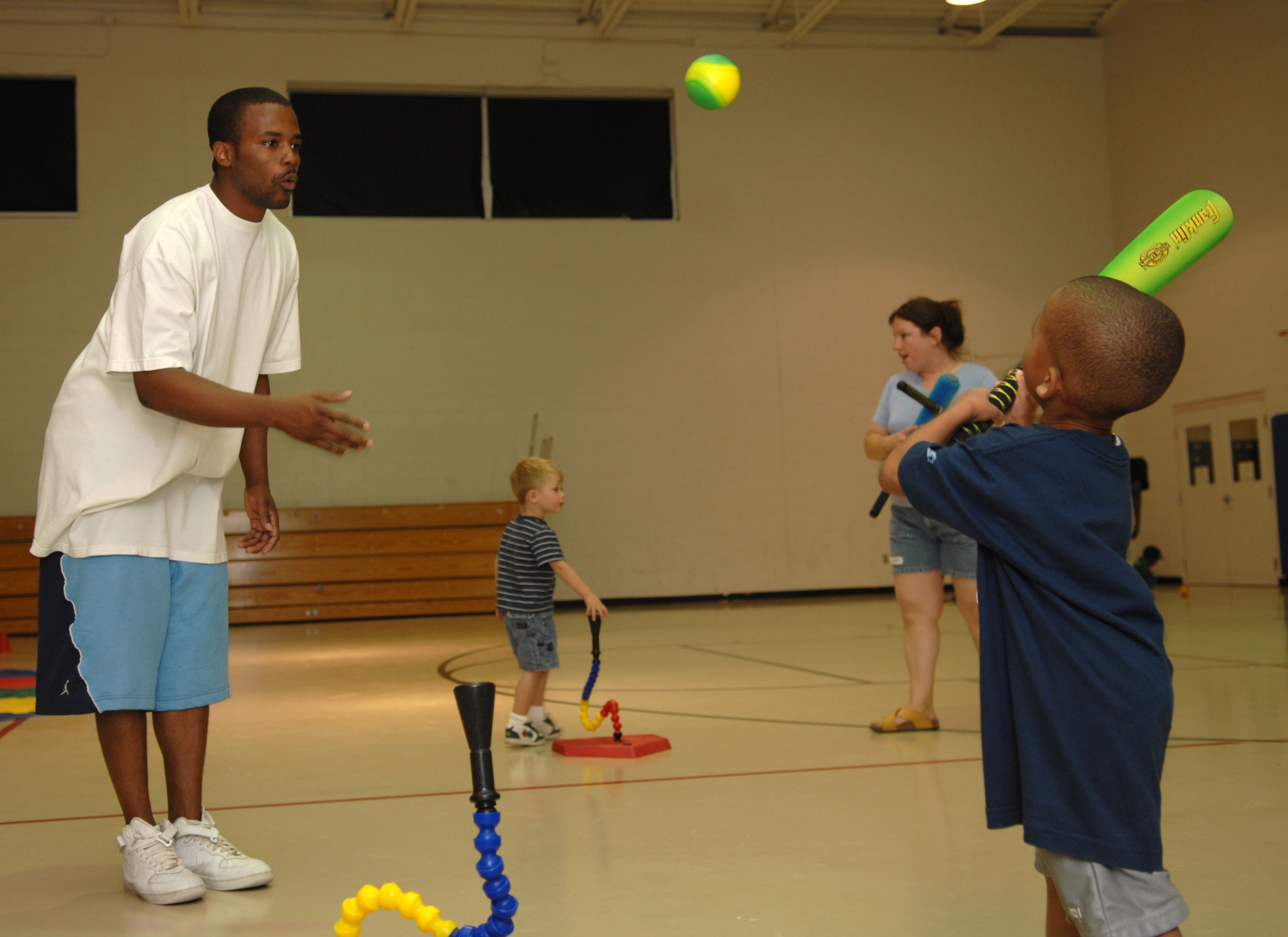 Start Smart baseball program teaches kids the basics > Holloman Air