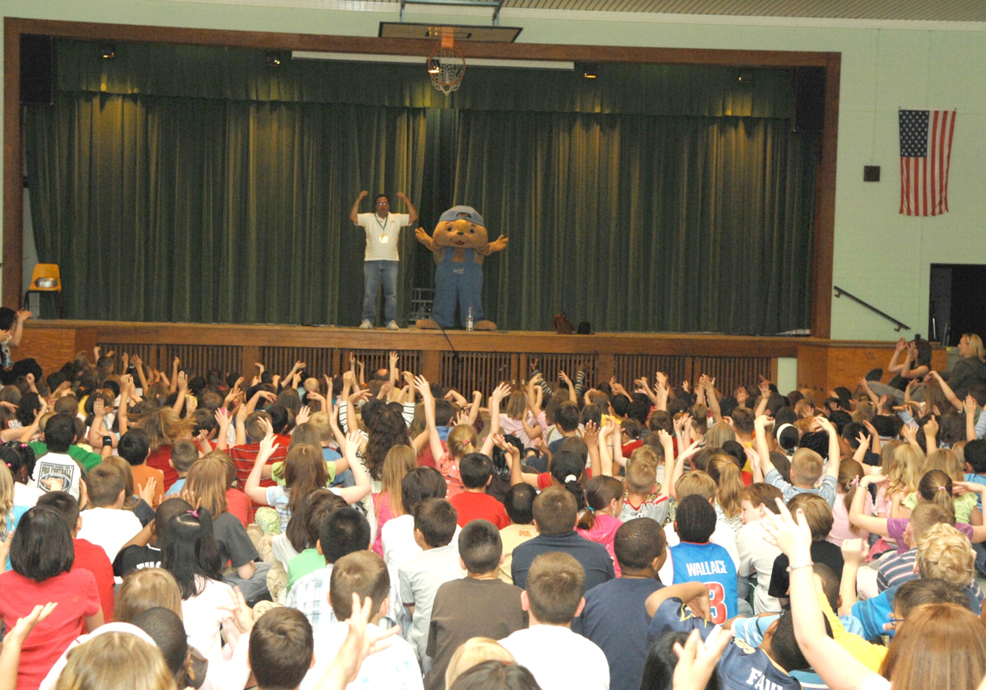 SPANGDAHLEM AB, Germany - Sammy the Rabbit and Sam Renick, author of the book “It's A Habit, Sammy Rabbit!”, visits Spangdahlem Elementary School May 12, 2008, to teach children how to be financially responsible. Mr. Renick sang songs, told stories and discussed the importance of saving money.  
U.S. Air Force photo by Staff Sgt. Heather M. Norris