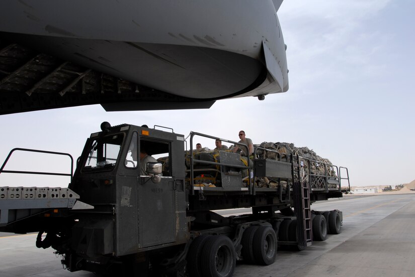 Port Dawgs provide flight ready cargo > U.S. Air Forces Central > Display