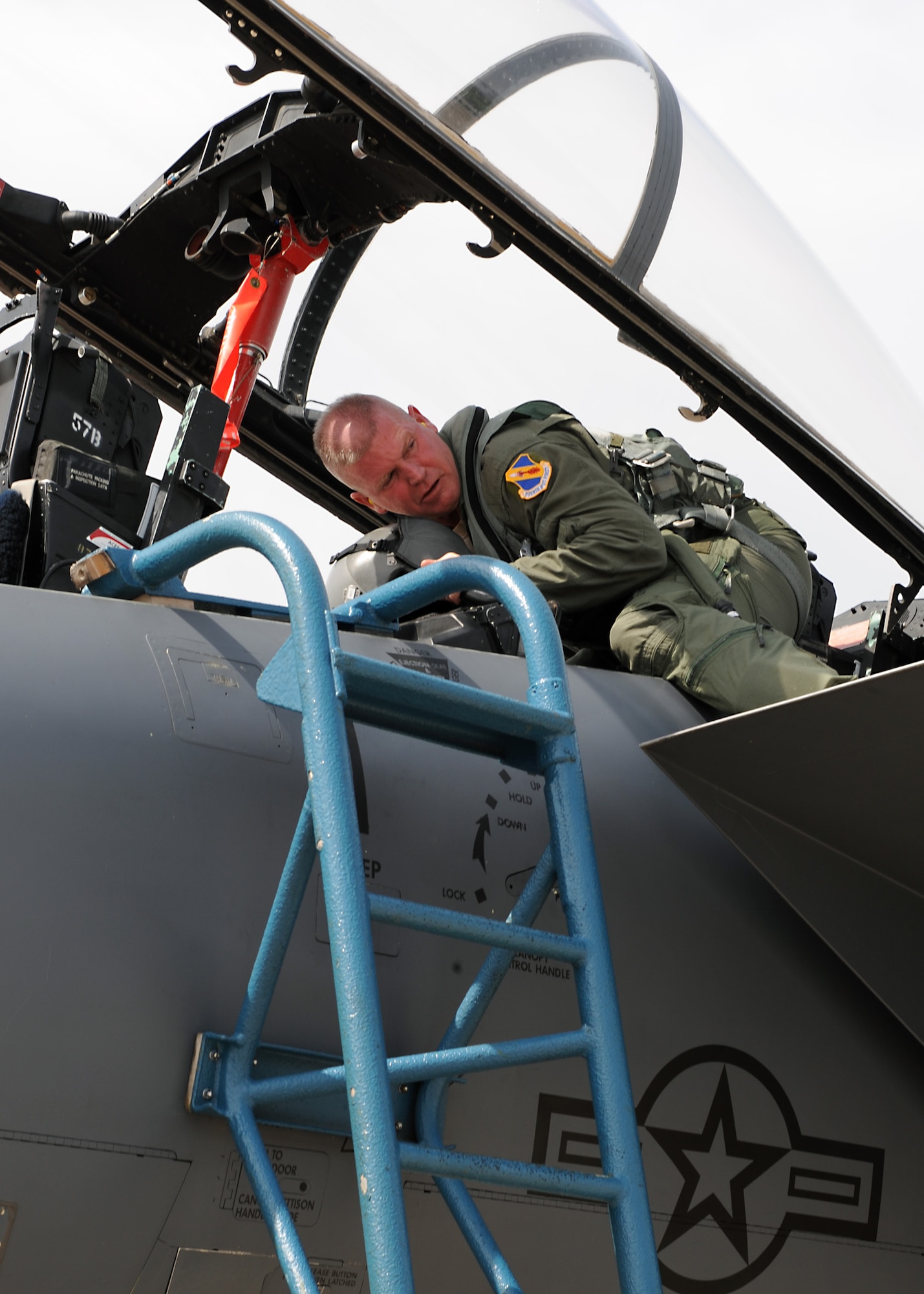 Chief Master Sergeant Layton Clark, 4th Fighter Wing Command Chief, gets into a F-15E Srike Eagle for an incentive flight at Seymour Johnson AFB, North Carolina, May 12, 2008.  Chief Clark received the incentive flight as part of his farewell before he departs Seymour Johnson AFB for his new assignment at Langley AFB, Virginia.  
(US Air Force photo by Airman First Class Salma Nebot)(Released)
