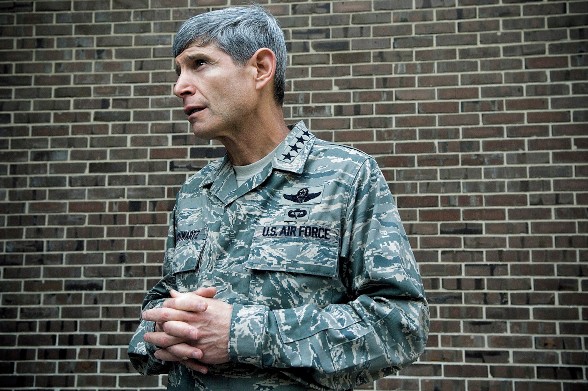 Gen. Norton A. Schwartz, commander of U.S. Transportation Command, discusses issues facing today's Air Force May 27 during a leadership forum at the University of Pennsylvania's Annenburg Center in conjunction with Air Force Week-Philadelphia. The week is designed to broaden awareness of the U.S. Air Force's role in the war on terrorism and strengthen support for Airmen serving worldwide in defense of freedom. (U.S. Air Force photo/Staff Sgt. Bennie J. Davis III)