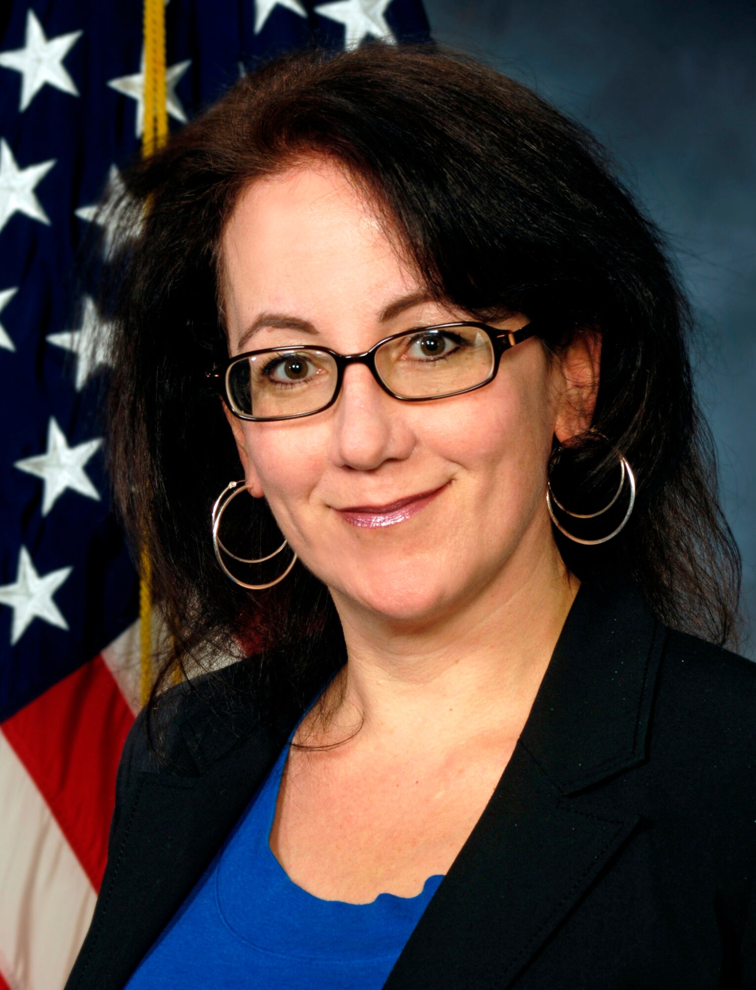 Laura Rea, a researcher wth the Air Force Research Laboratory Materials and Manufacturing Directorate at Wright-Patterson Air Force Base, Ohio, received the 2007-2008 Outstanding Engineers and Scientists Award in the Technical Leadership category from the 15,000-member Affiliate Societies Council of Dayton, Ohio.  (U.S. Air Force photo)