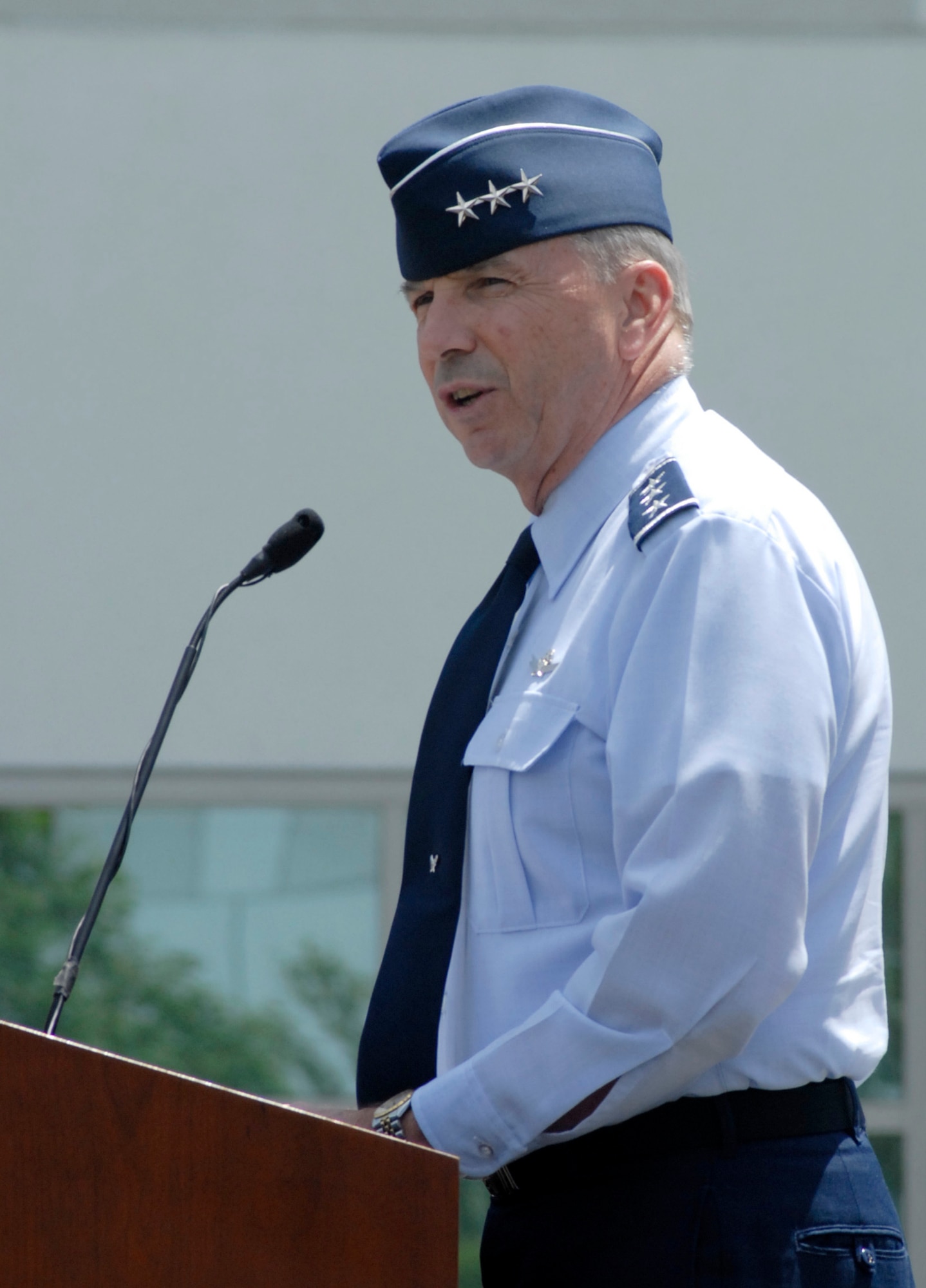 Out-going SMC Commander Lt. Gen. Michael Hamel bid farewell to the SMC workforce, May 15. The general retired May 16 after serving 36 years in the Air Force, including 4 tours here. (Photo by Joe Juarez)