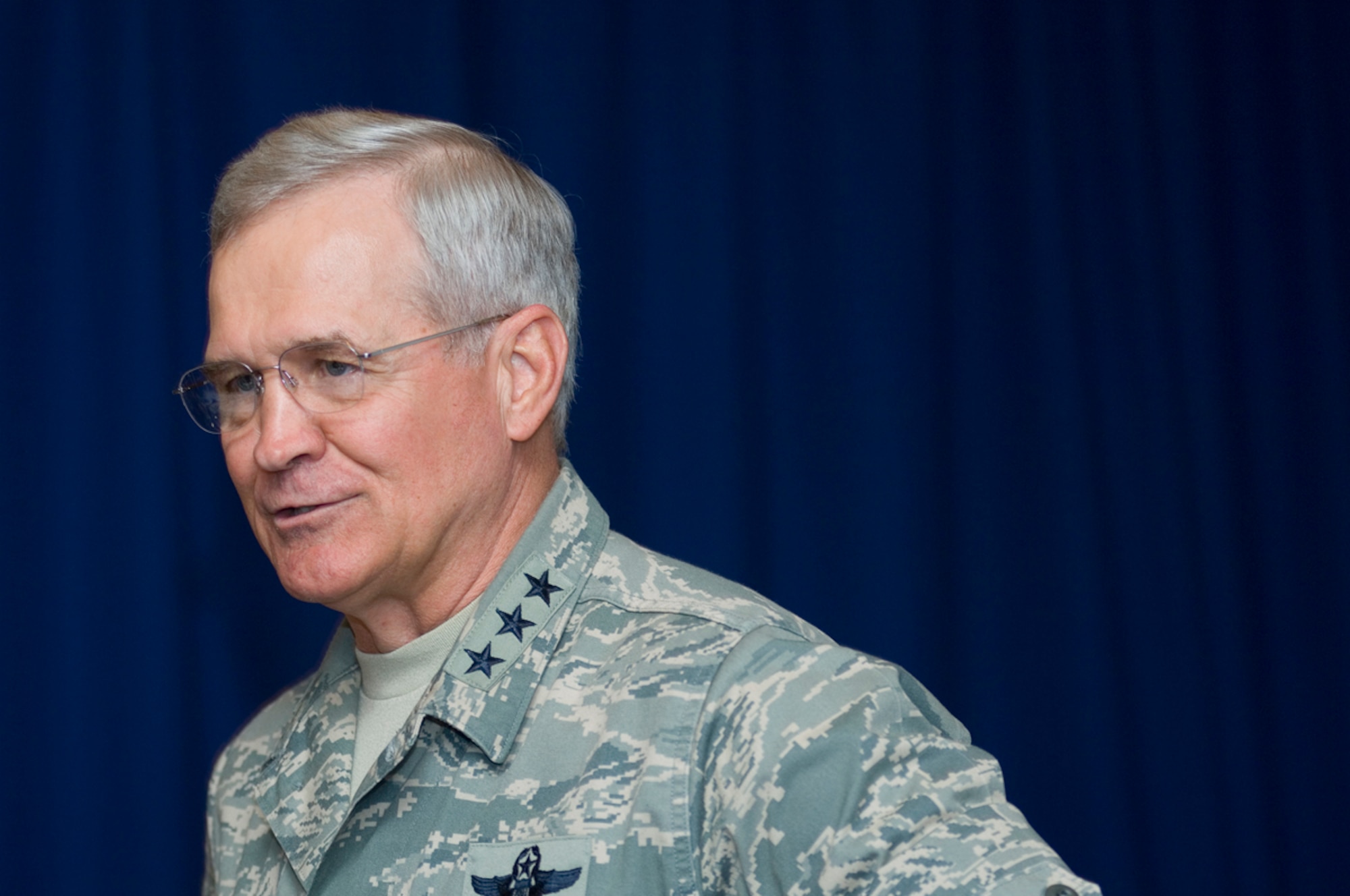 Lt. Gen. Christopher A. Kelly speaks to Airmen and community leaders about hope the Air Force has provided worldwide through humanitarian operations during the Global Presence Seminar held May 29 at the National Liberty Museum in Philadelphia. The seminar held during Air Force Week in Philadelphia highlighted heroism and humanitarian actions by the Air Force worldwide. General Kelly is the vice commander of Air Mobility Command from Scott Air Force Base, Ill. (U.S. Air Force photo/Staff Sgt. Bennie J. Davis III)
