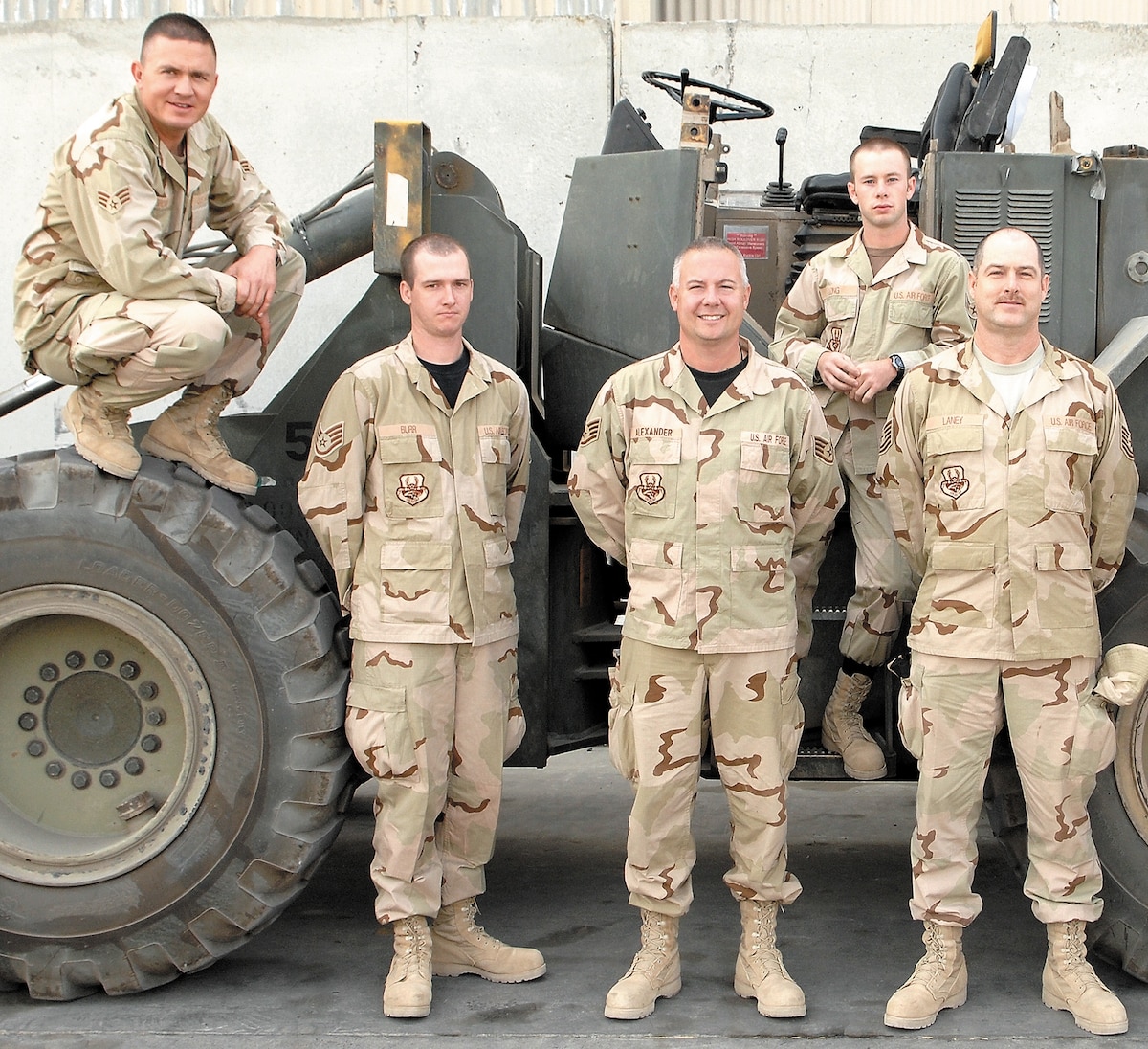 ネオ ですAIR MAN（SECURITY FORCE IN IRAQ） Security forces unit provides combat support to Iraq > Air