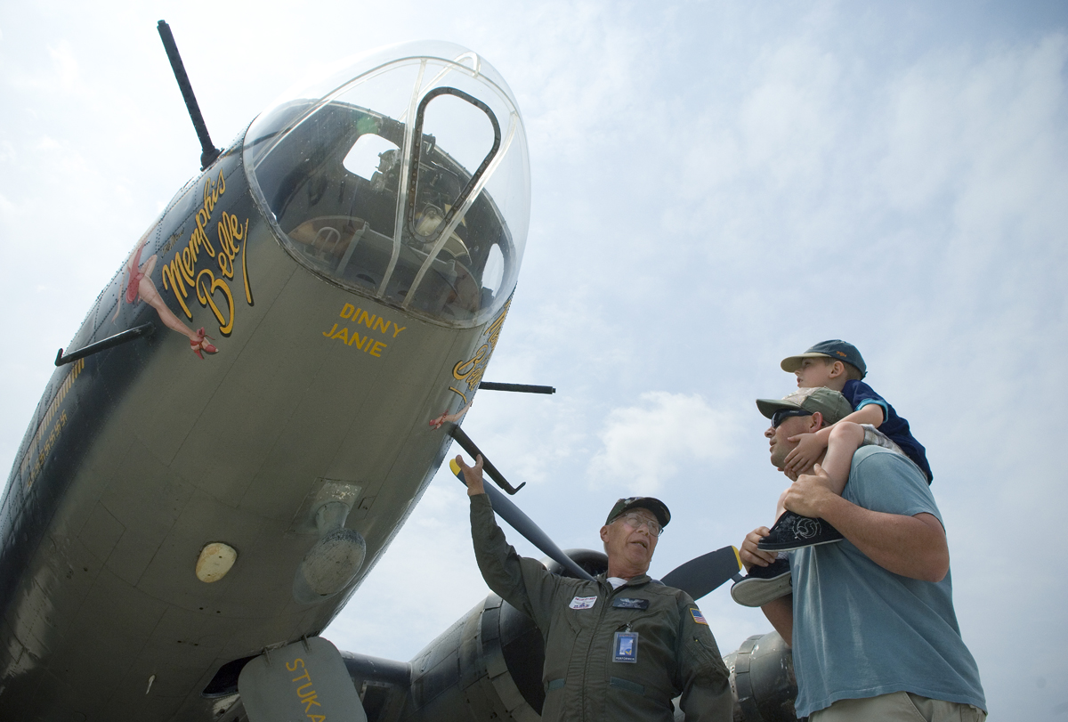 Air Force Week Philadelphia culminates with McGuire air expo > Joint